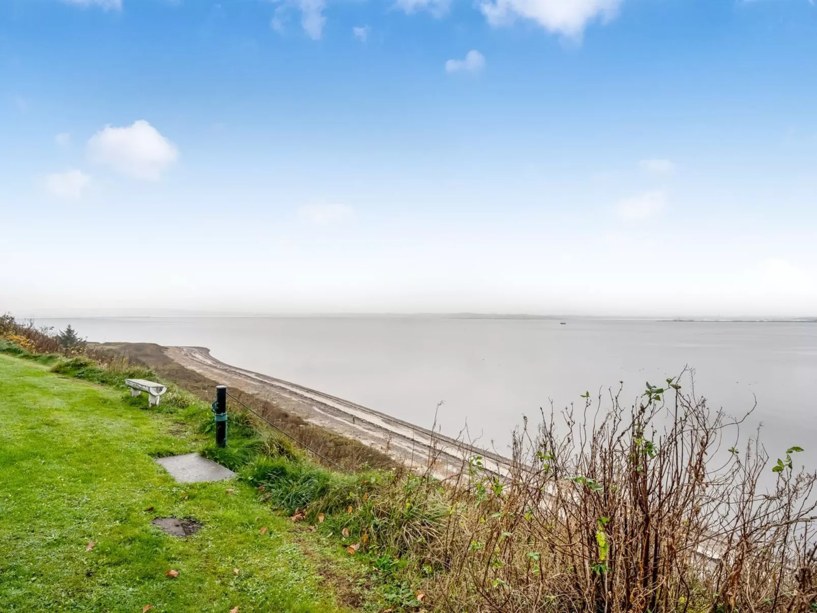 "Næwe" - 10m to the fjord-Draußen