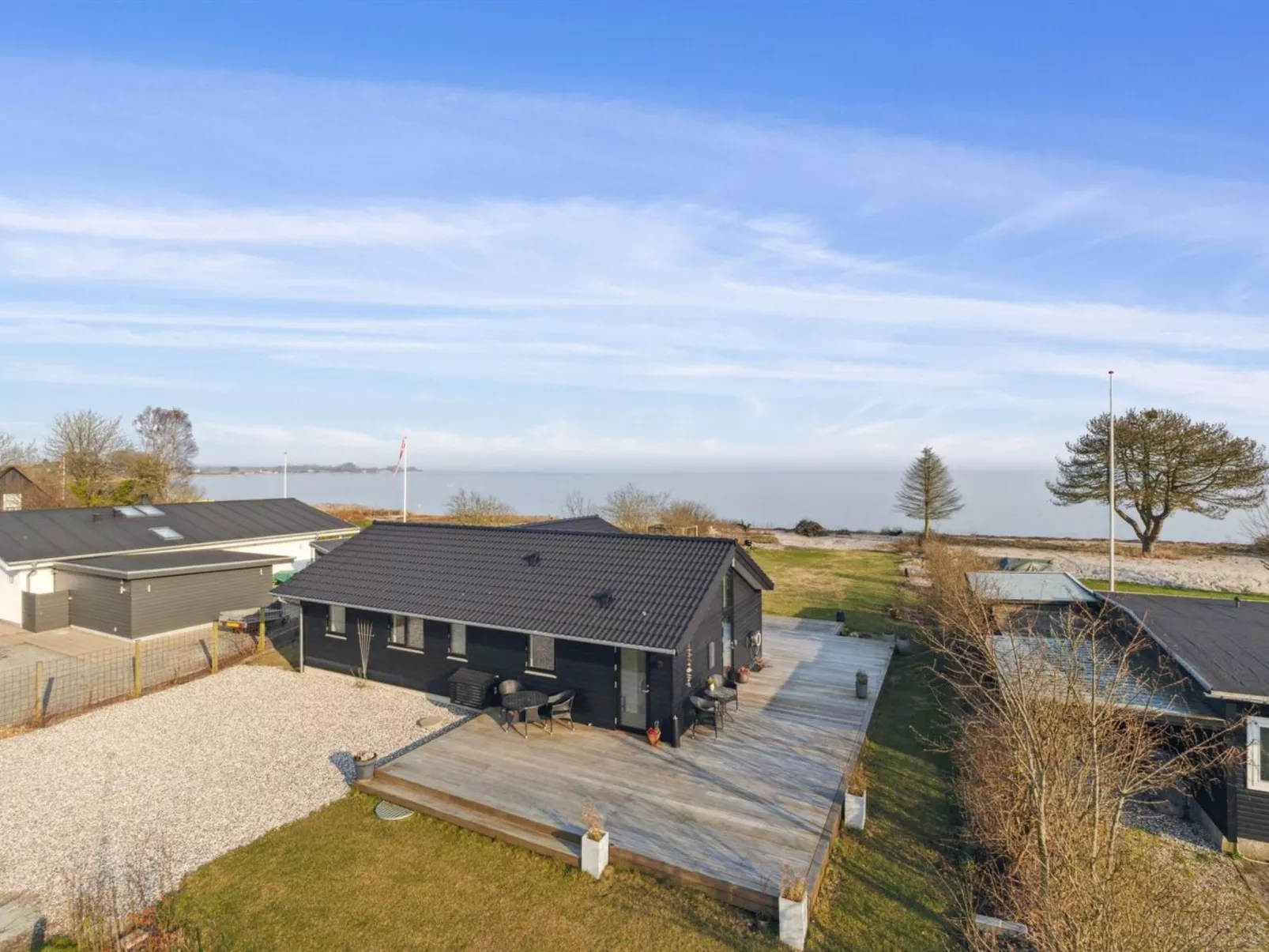 "Viveke" - 10m from the sea-Draußen