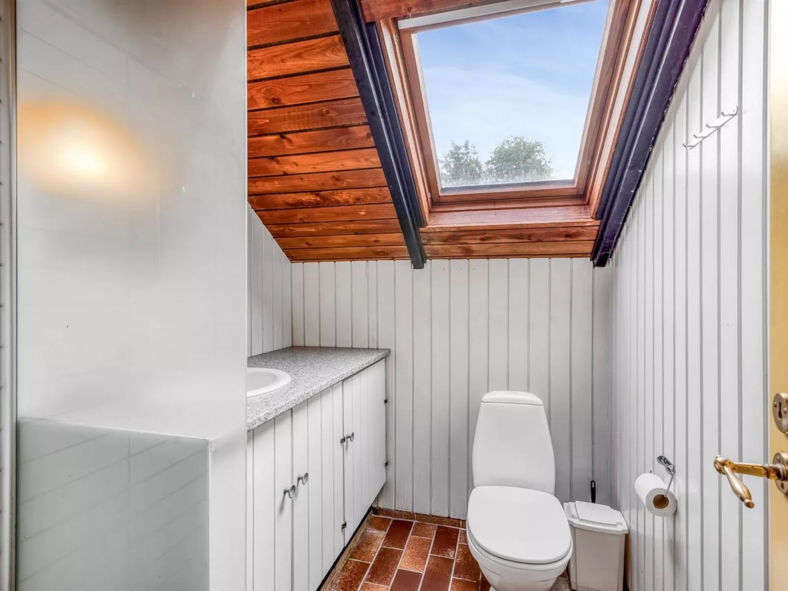 "Amila" - 30km from the sea-Inside