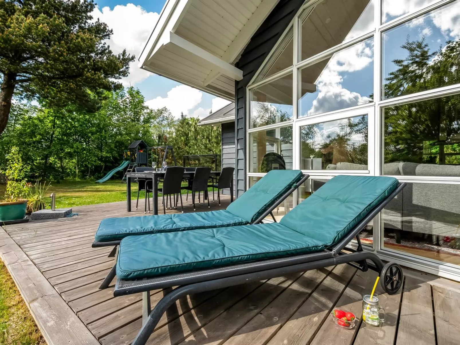 "Hellin" - 175m from the sea-Outside