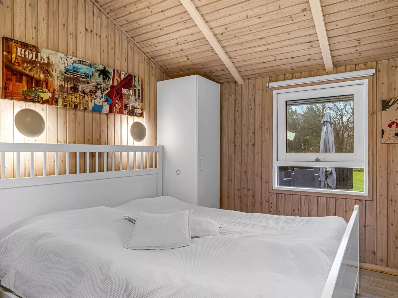 "Gonda" - 2km from the sea-Inside