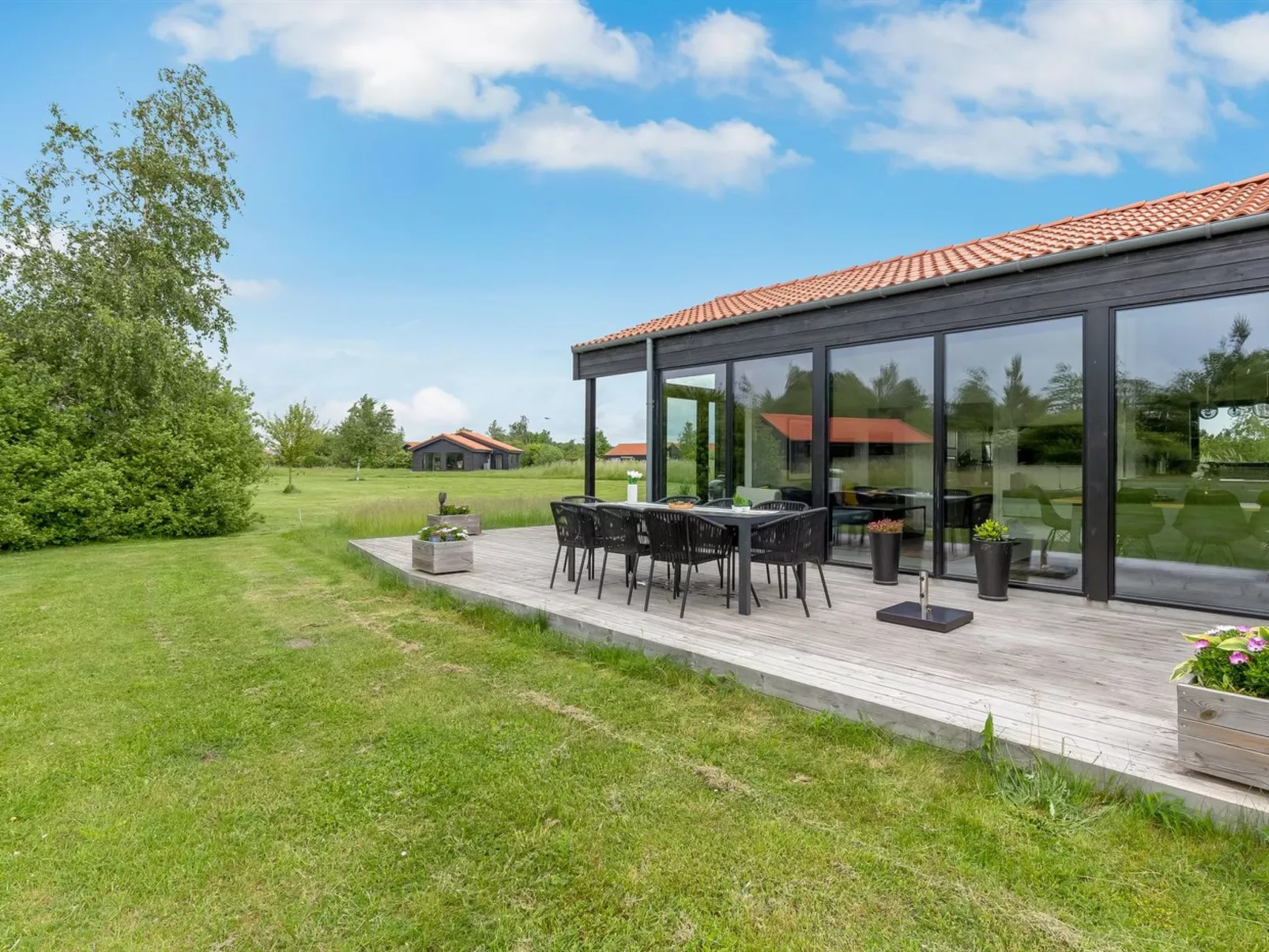 "Dyke" - 1.5km from the sea-Draußen