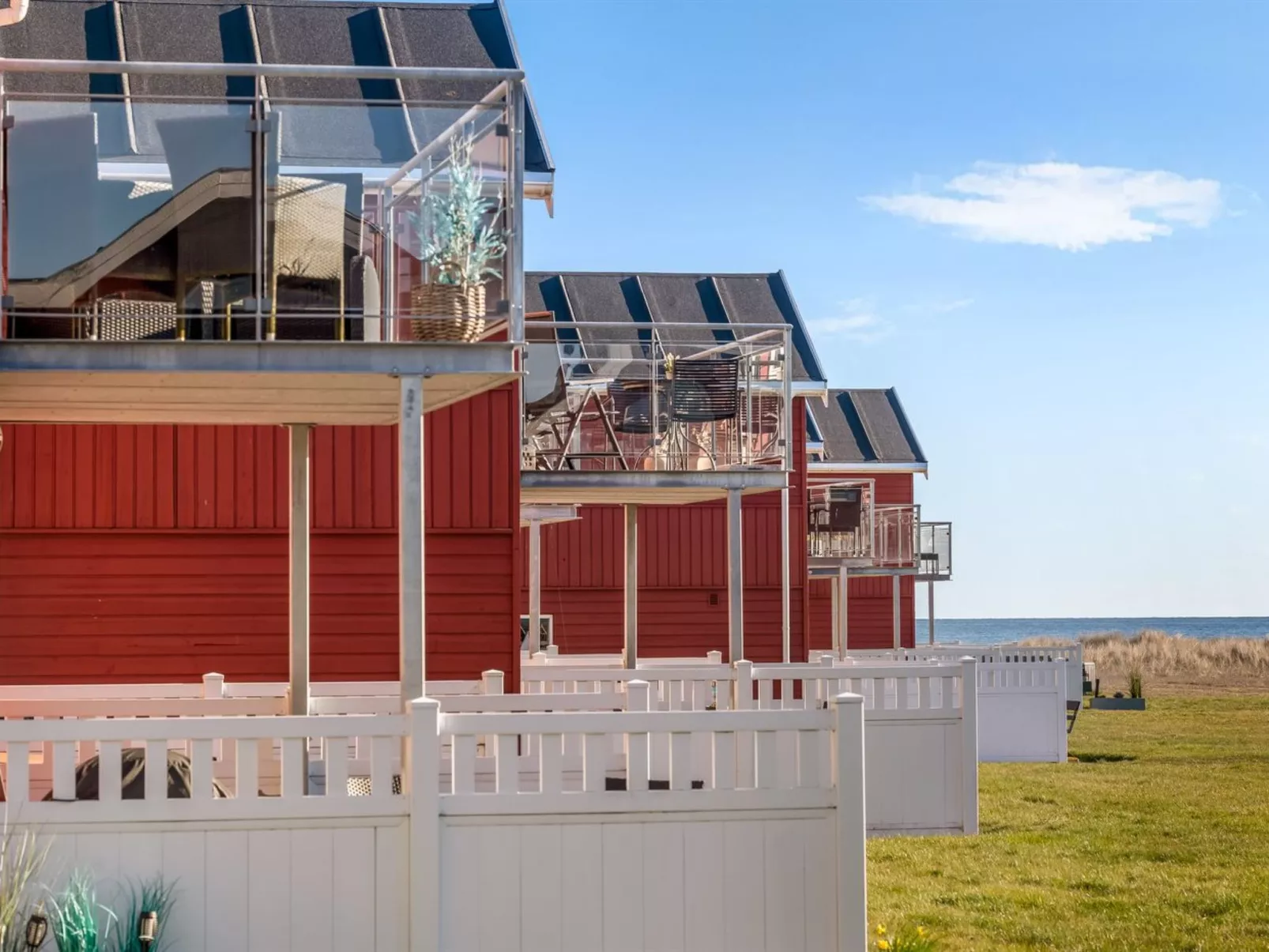 "Arton" -  from the sea-Outside