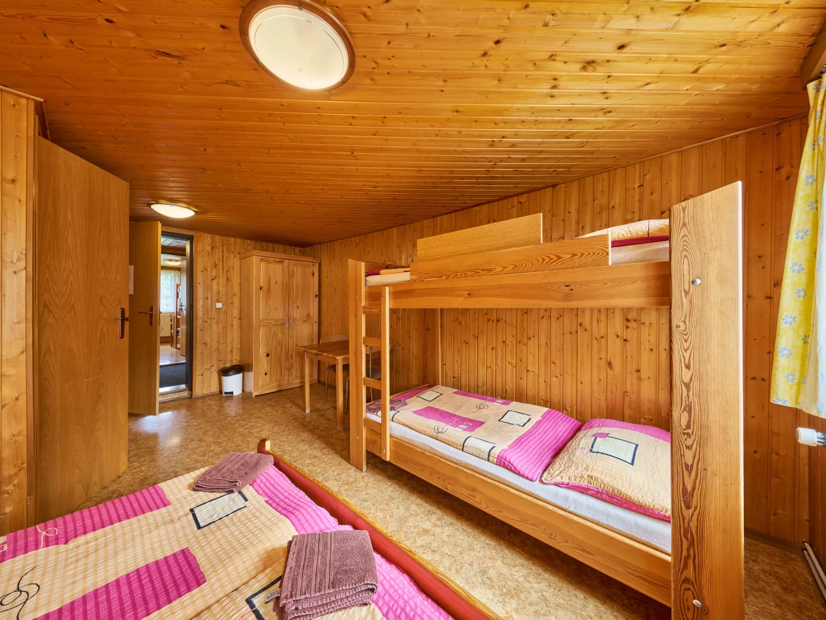 Švýcarský dvůr Lodge-Dedans