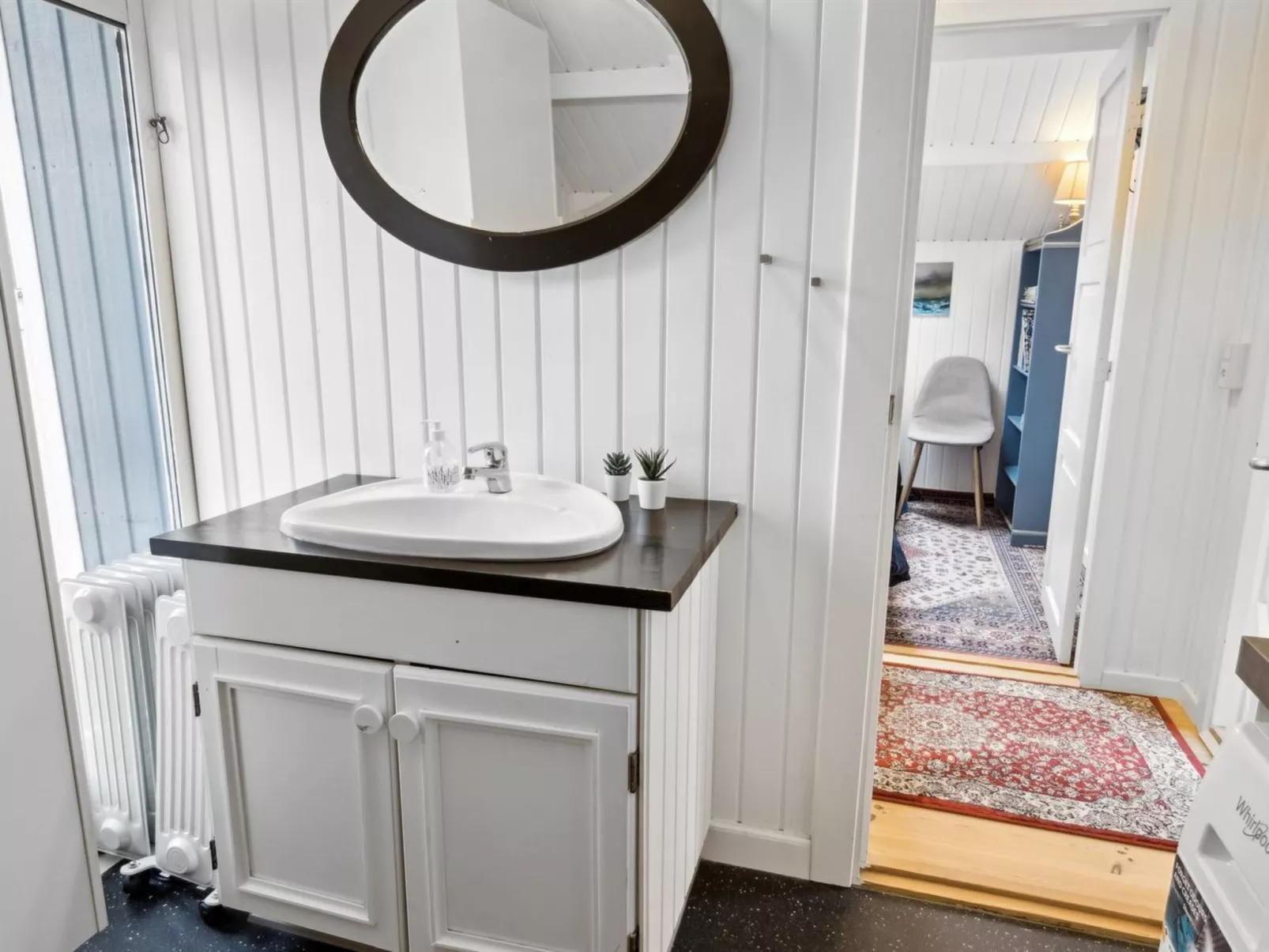 "Akule" - 6km from the sea-Dedans