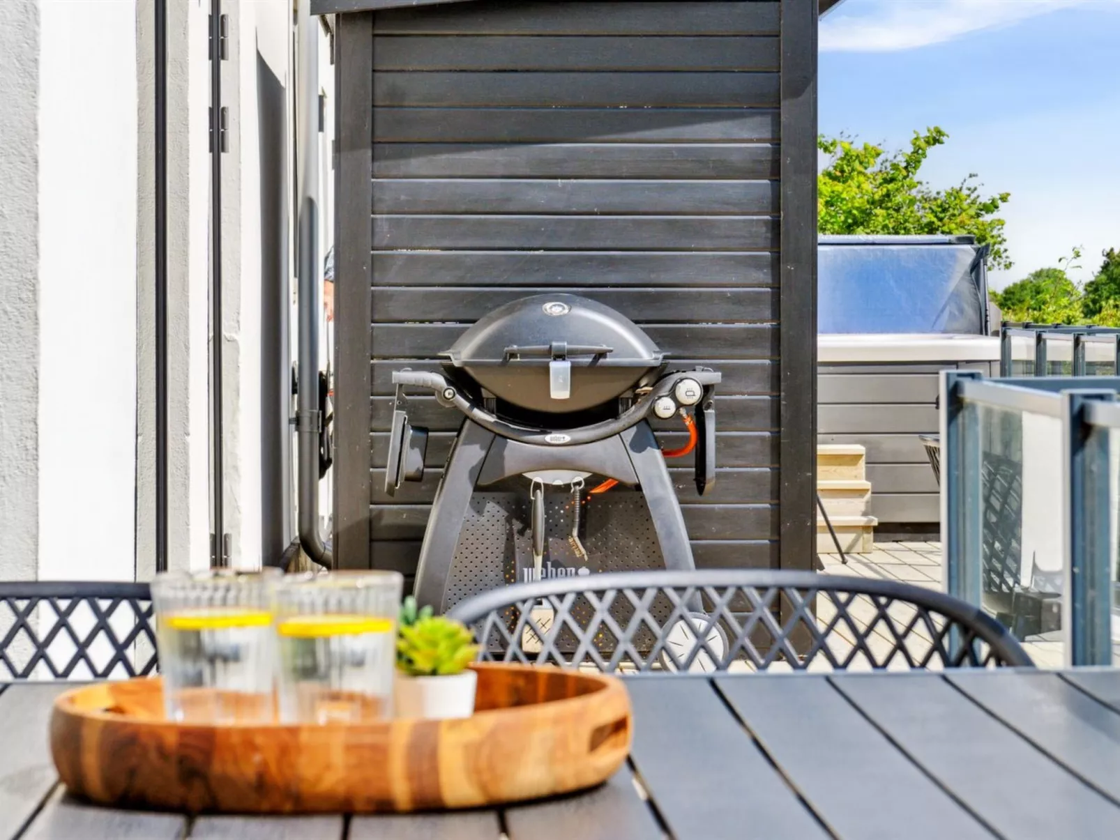 "Imilie" - 450m from the sea-Outside