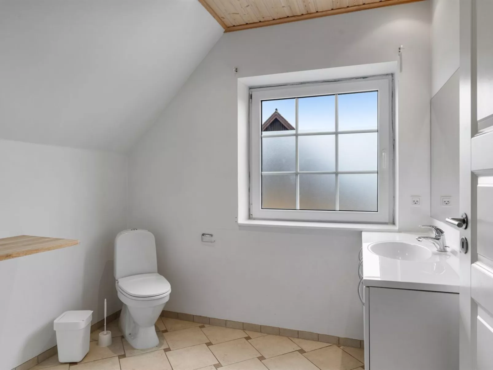 "Romy" - 450m from the sea-Dedans