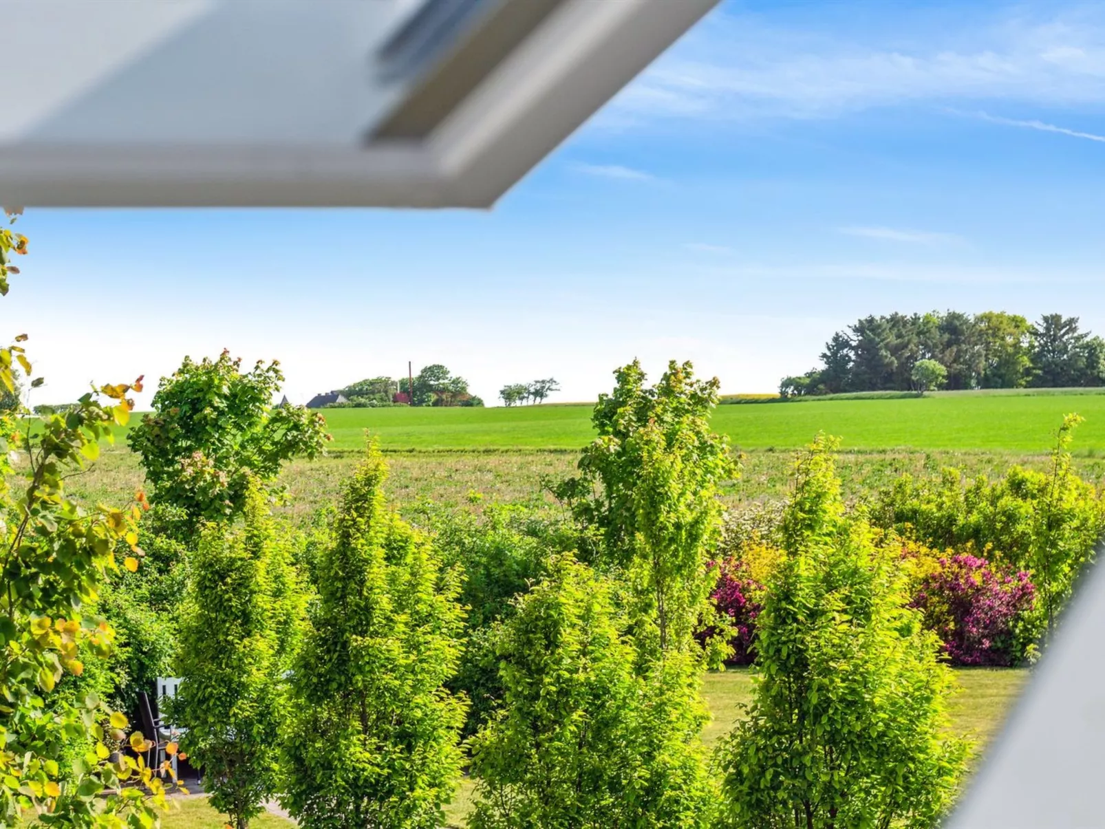 "Dietlinde" - 1.3km to the fjord-Outside