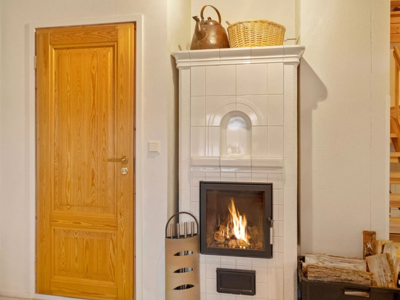 Urpola riviera-Inside