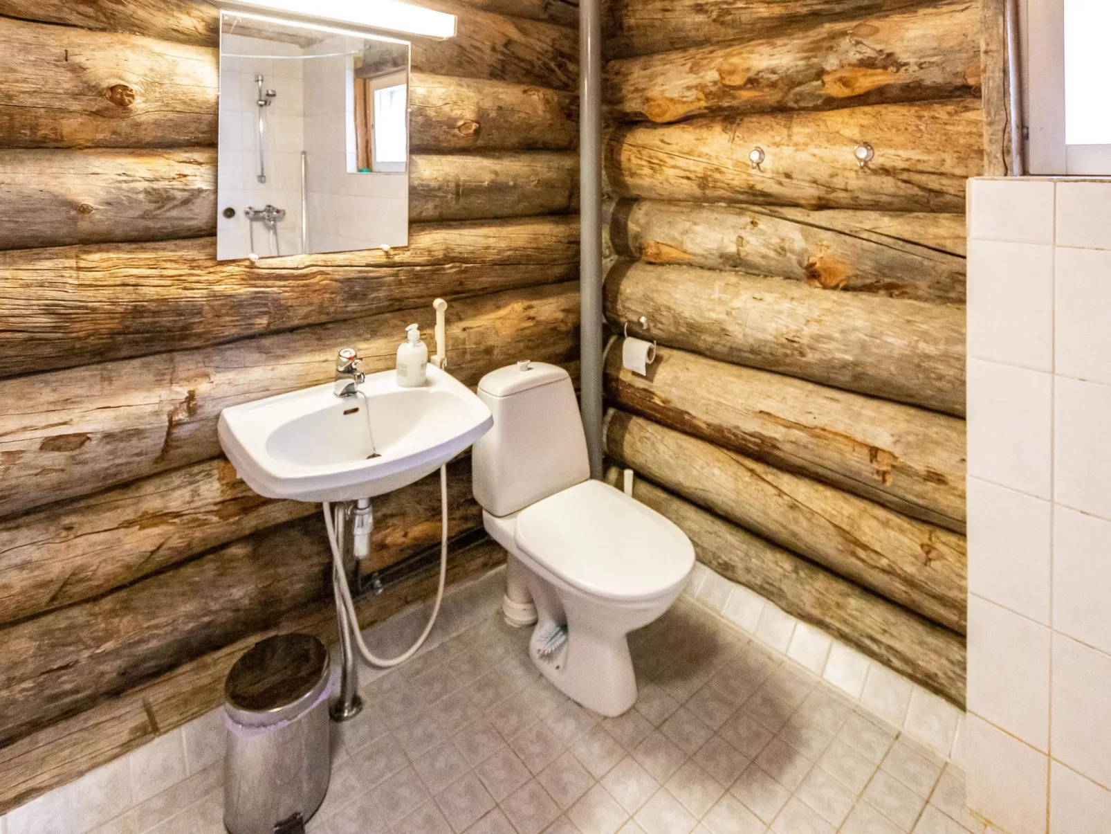 Palovaarankaarre 17-Dedans