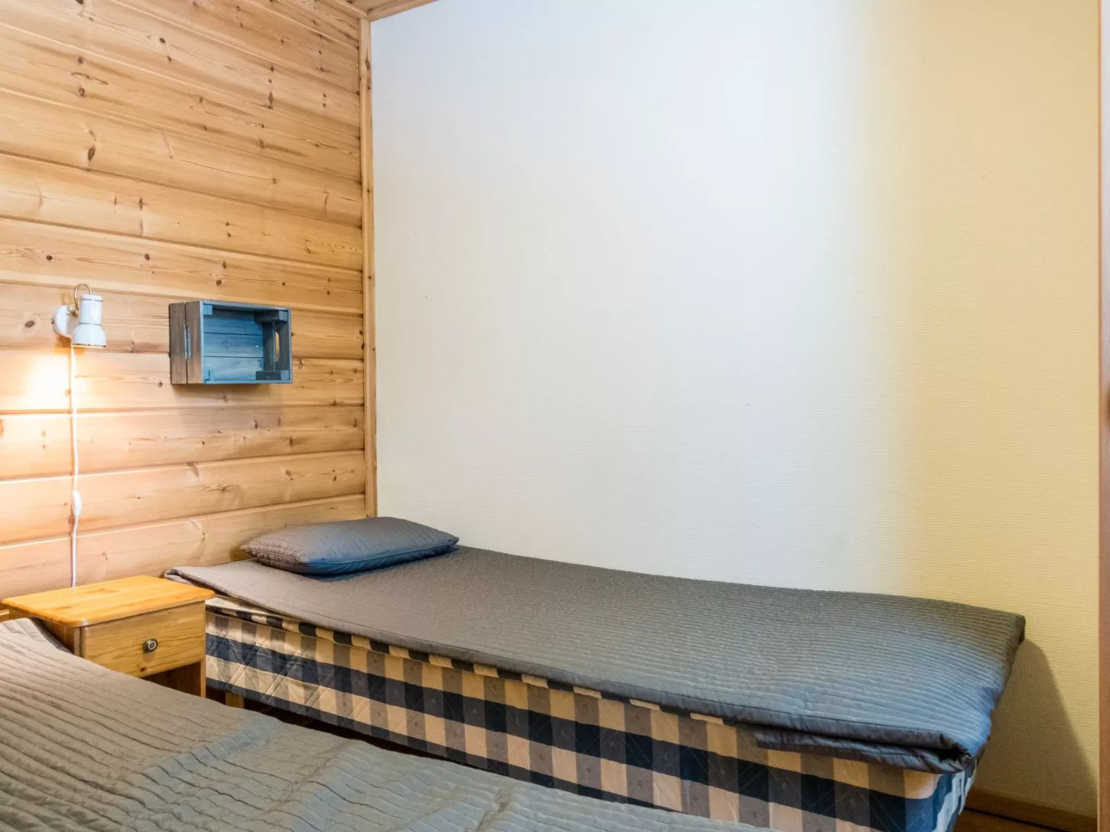 Hirvas levi 2-Inside