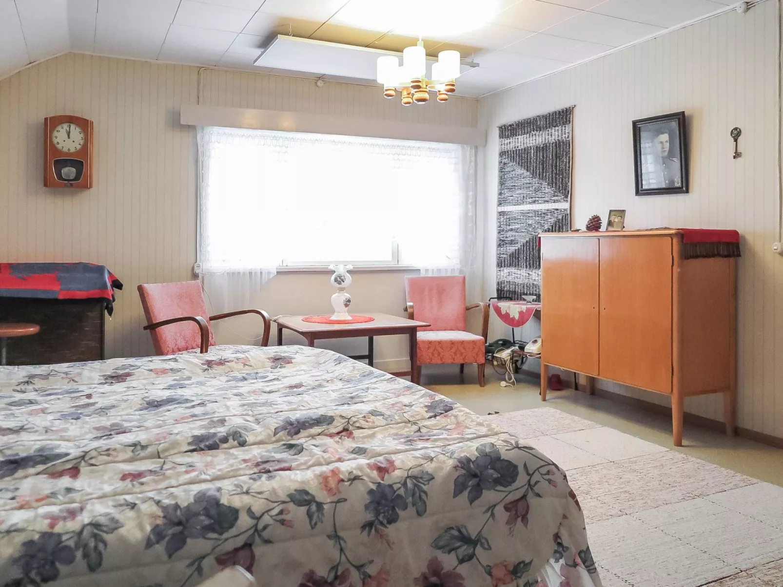 Levin mummola-Dedans