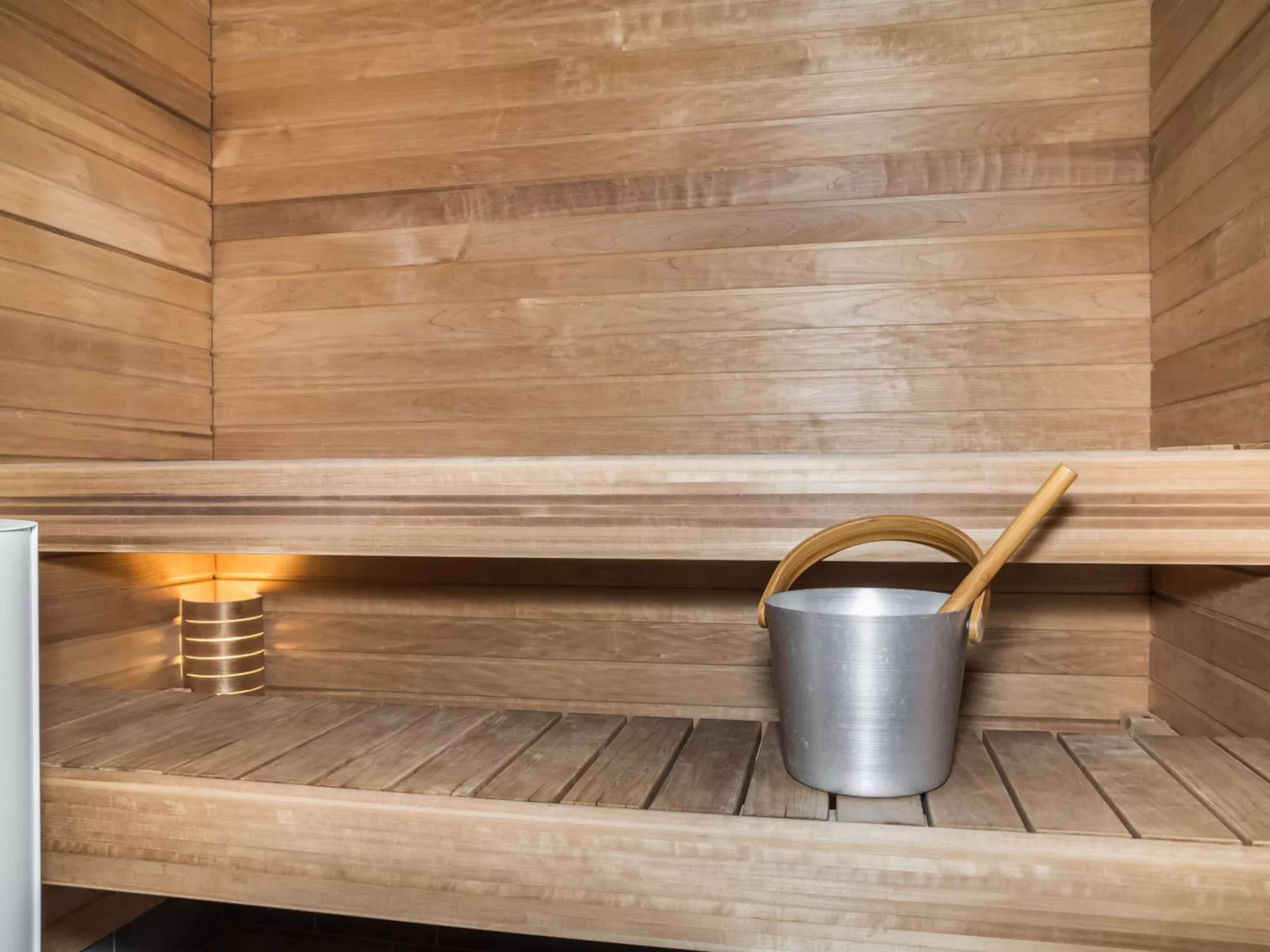 Levi hillside-Drinnen