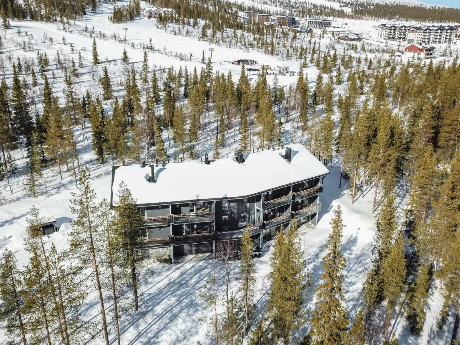 Ylälänsi 3 as 11-Dedans