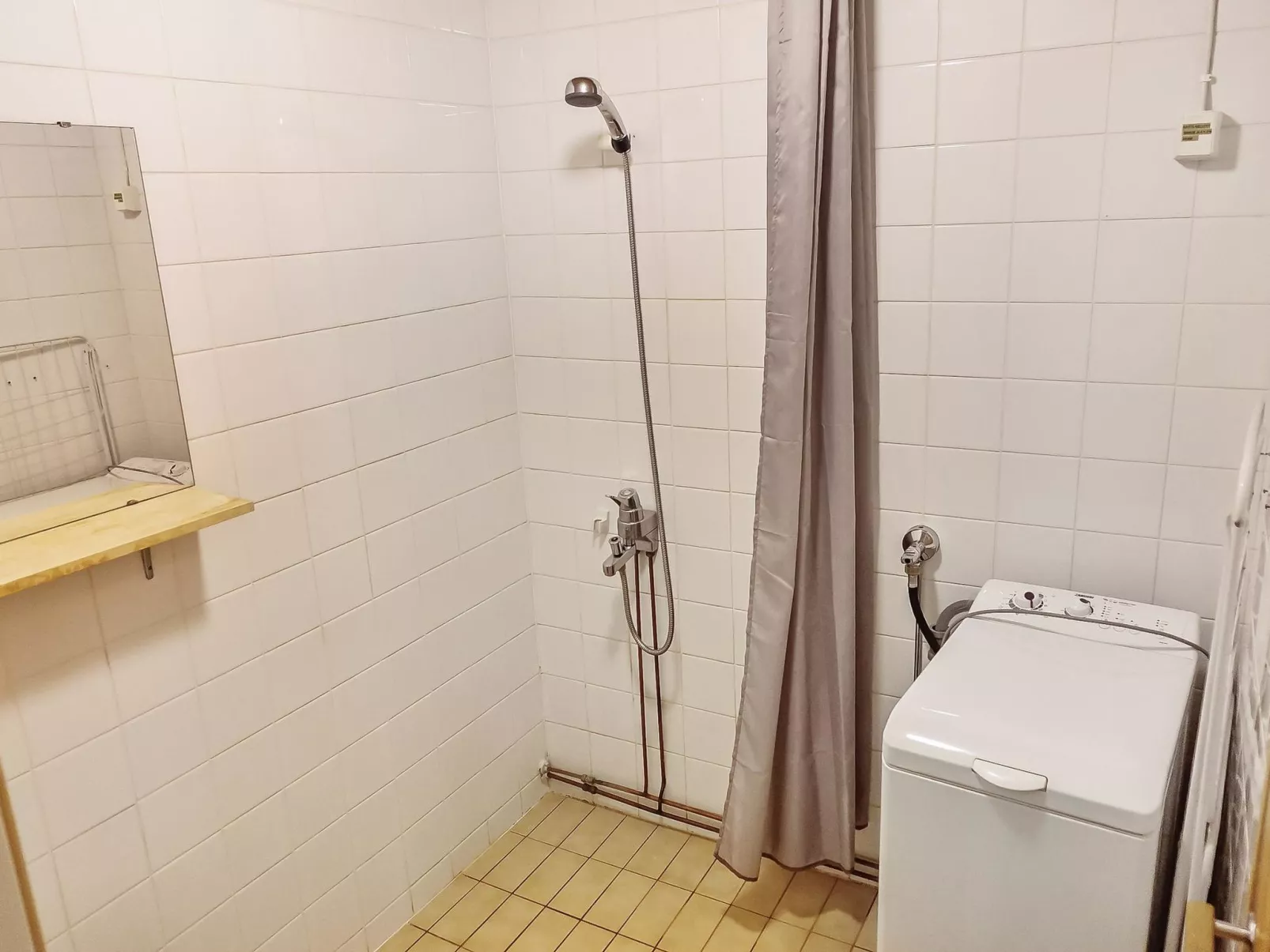 Saariseläntie 8 f 6-Drinnen