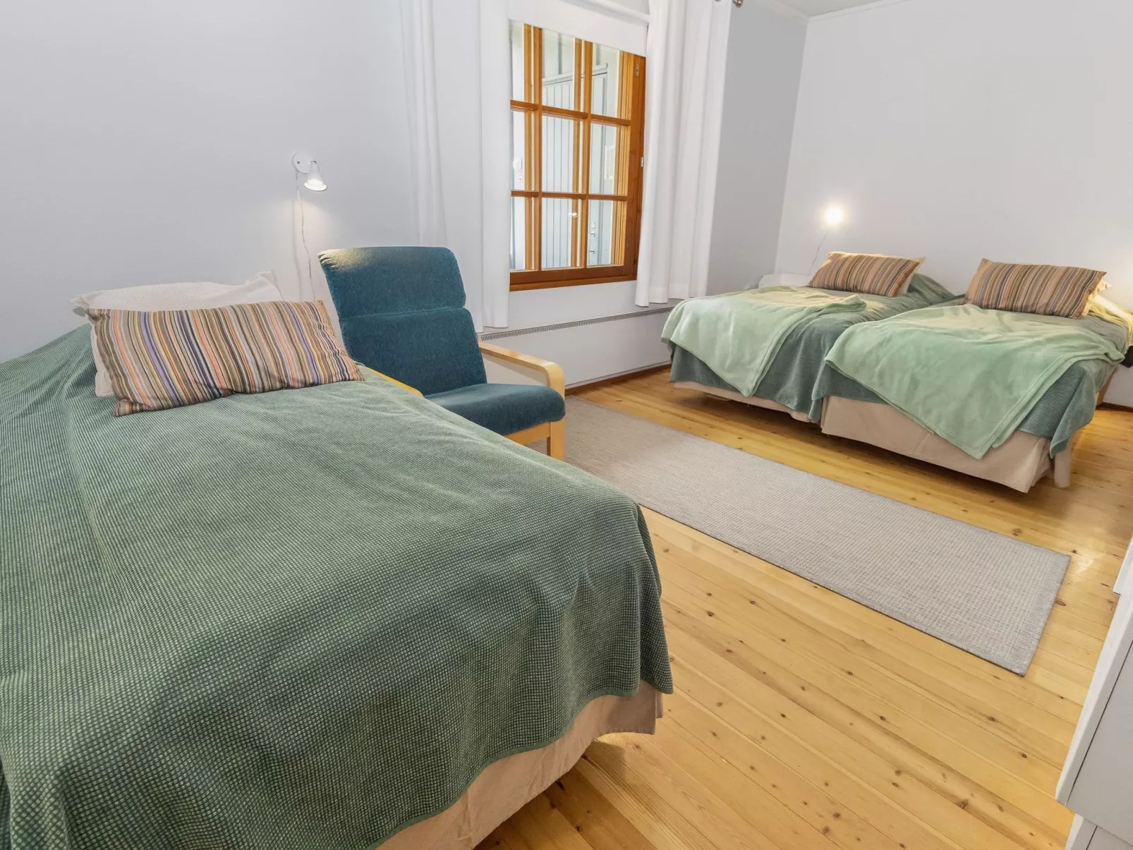 Saariseläntie 8 e 11-Inside