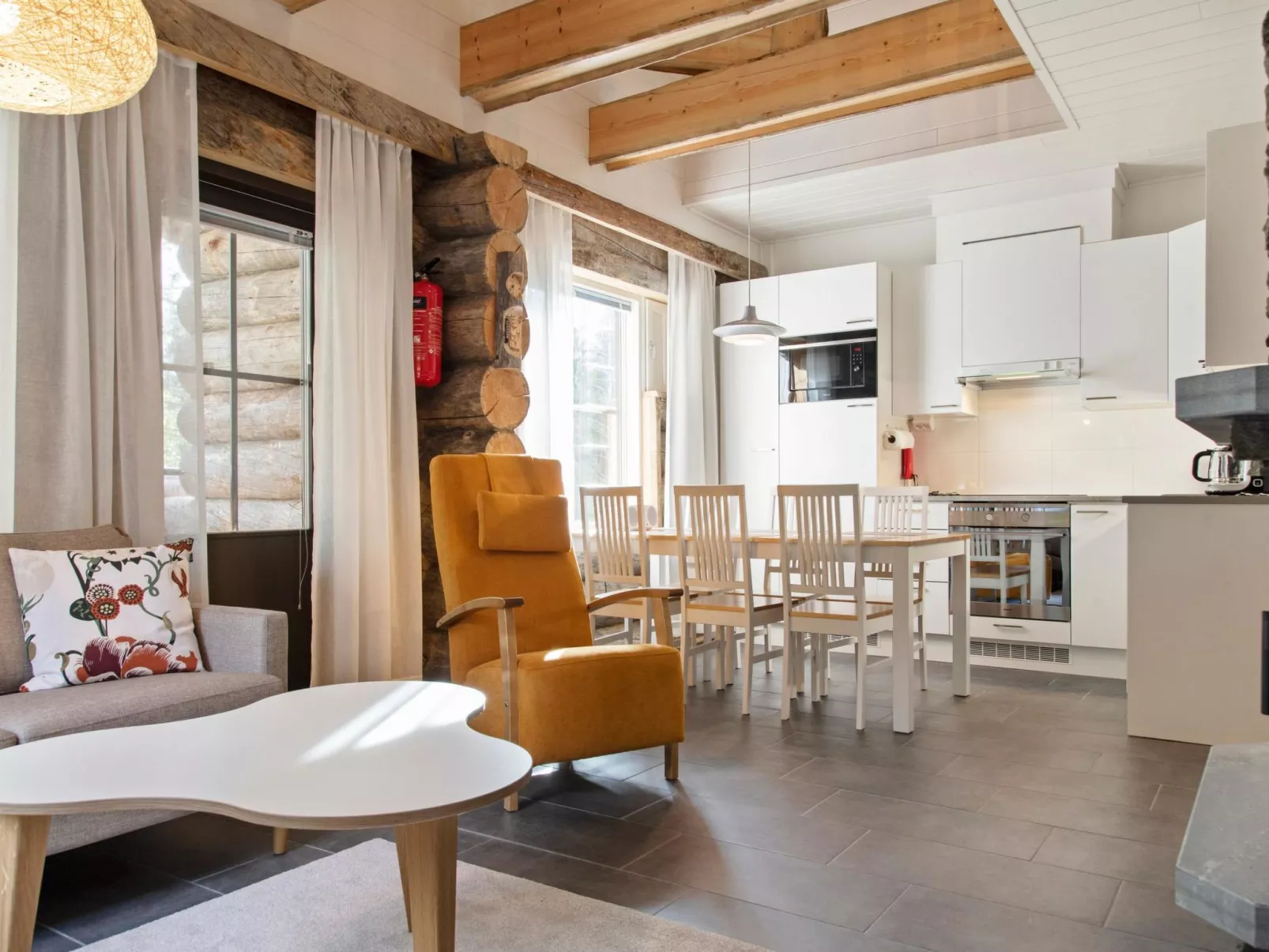 Taruilevi 10 j2-Inside