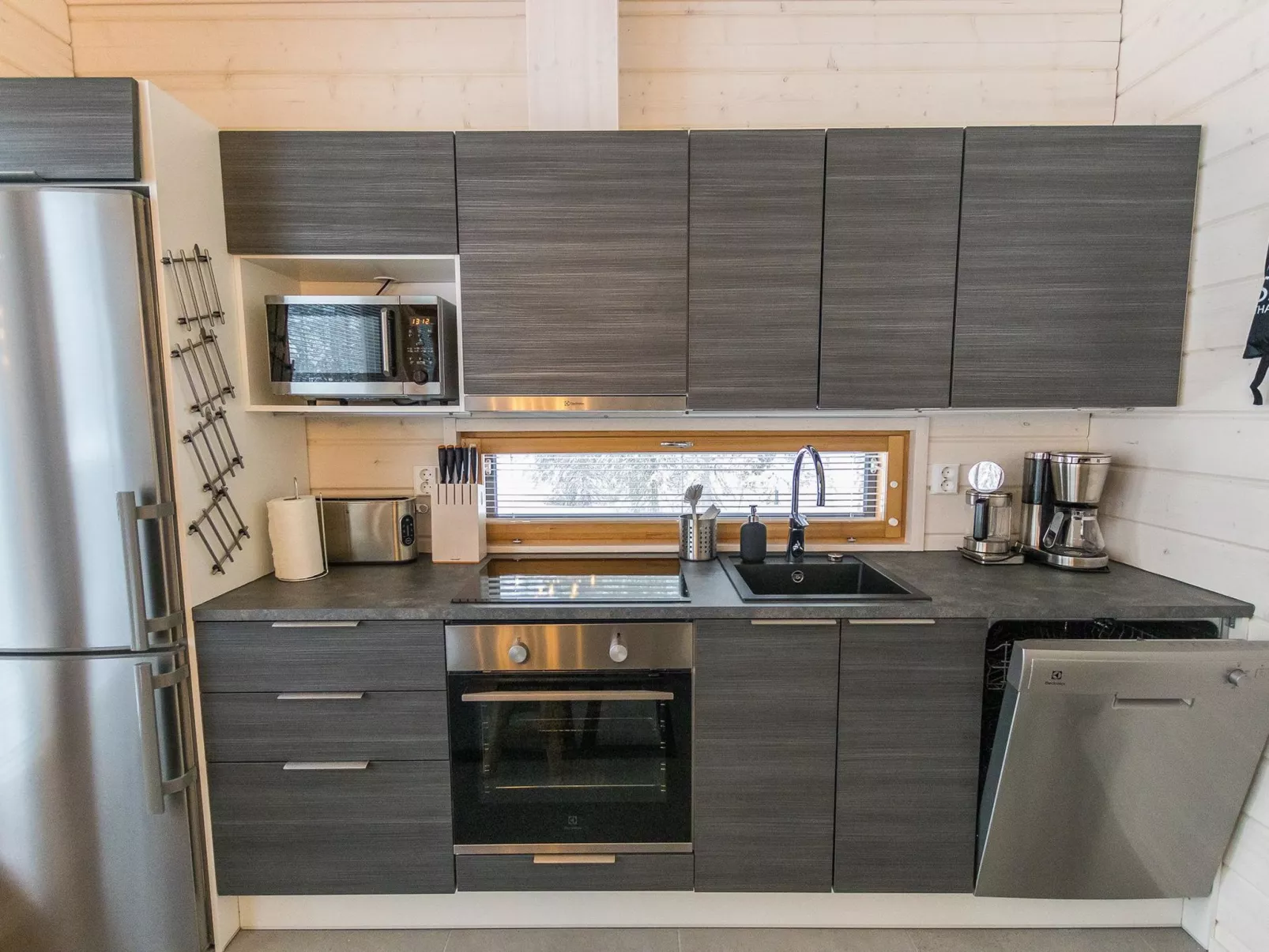 Kuuraparta a-Drinnen