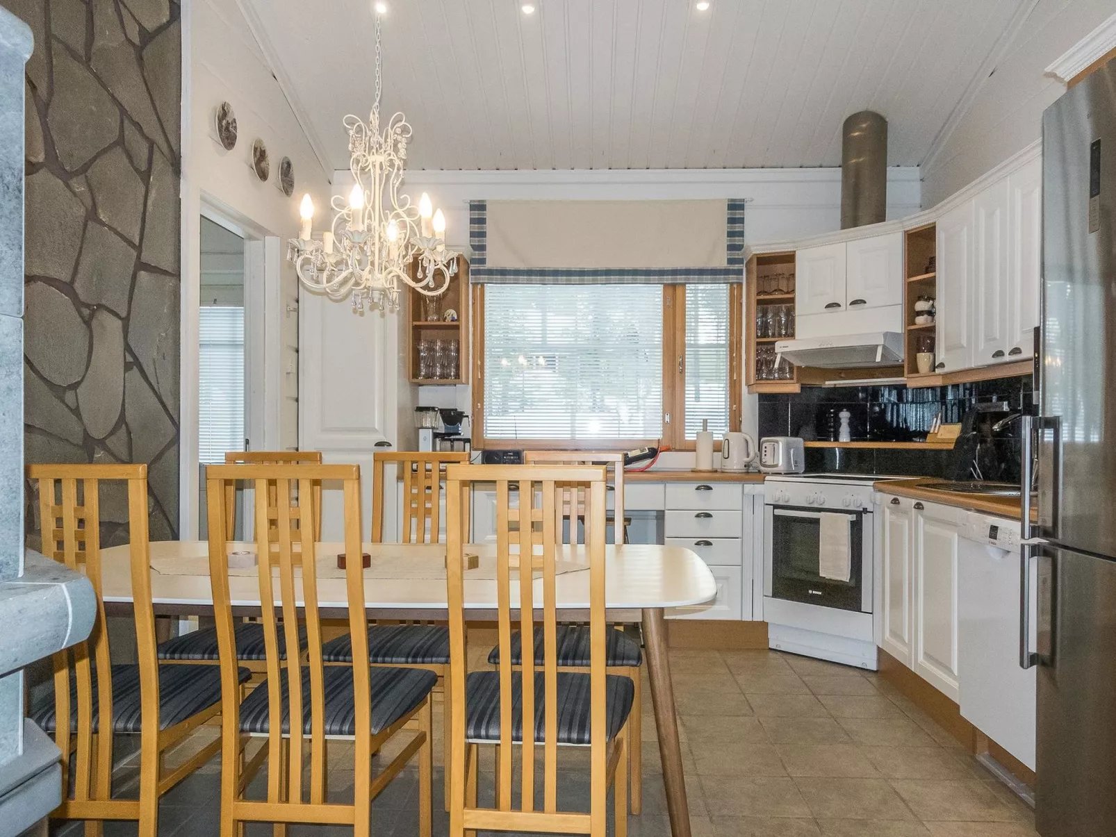 Petsukantähti-Dedans