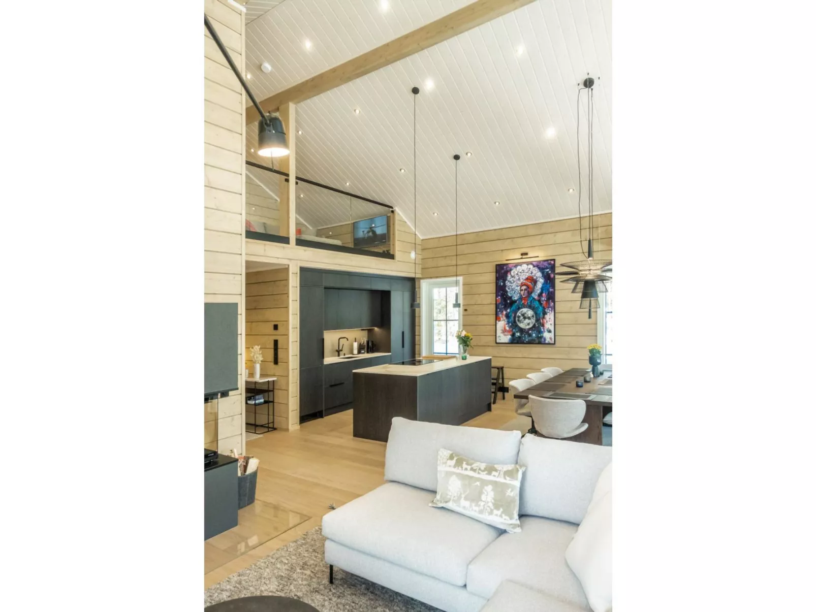 Svingipolku 5-Drinnen