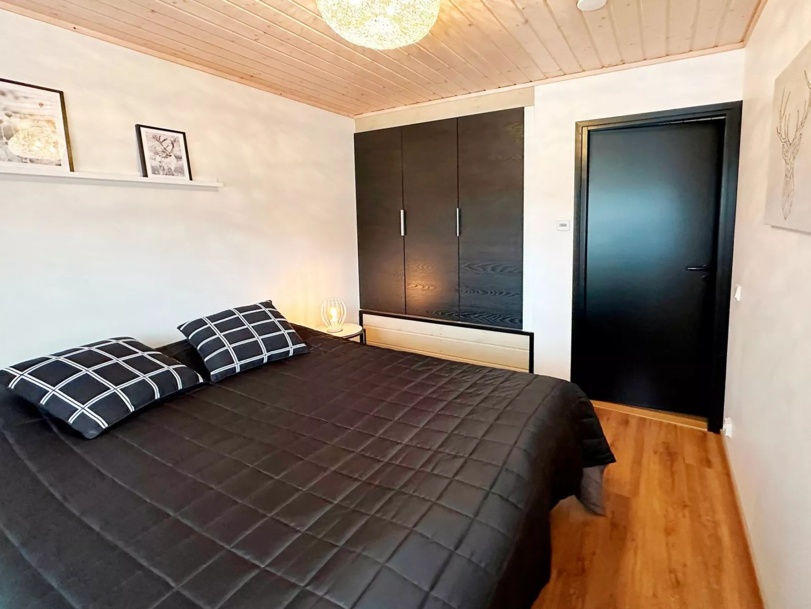 Levin otava 8-Drinnen