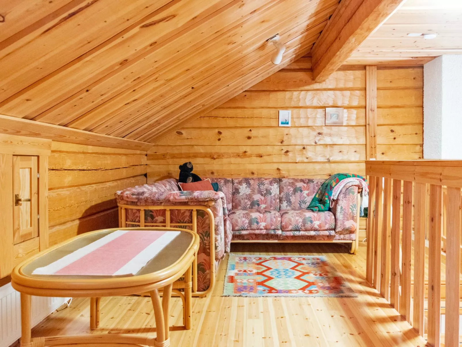 Vuonelo 8 a 2-Dedans