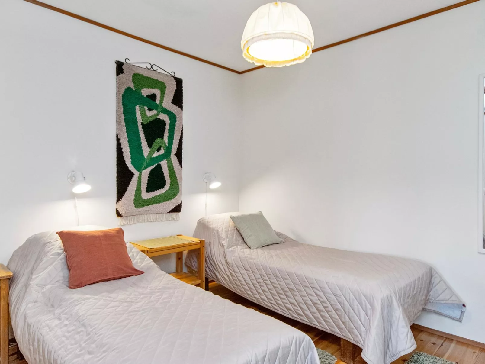 Saariseläntie 8 d 5-Dedans