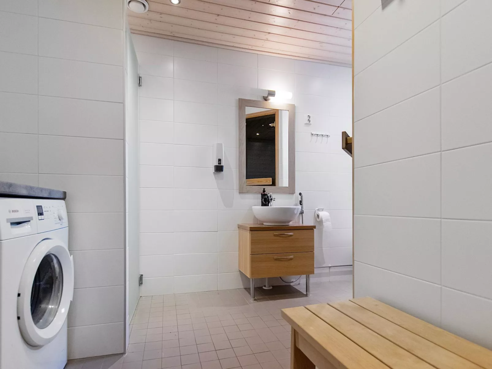 Nilikuru g18-Drinnen