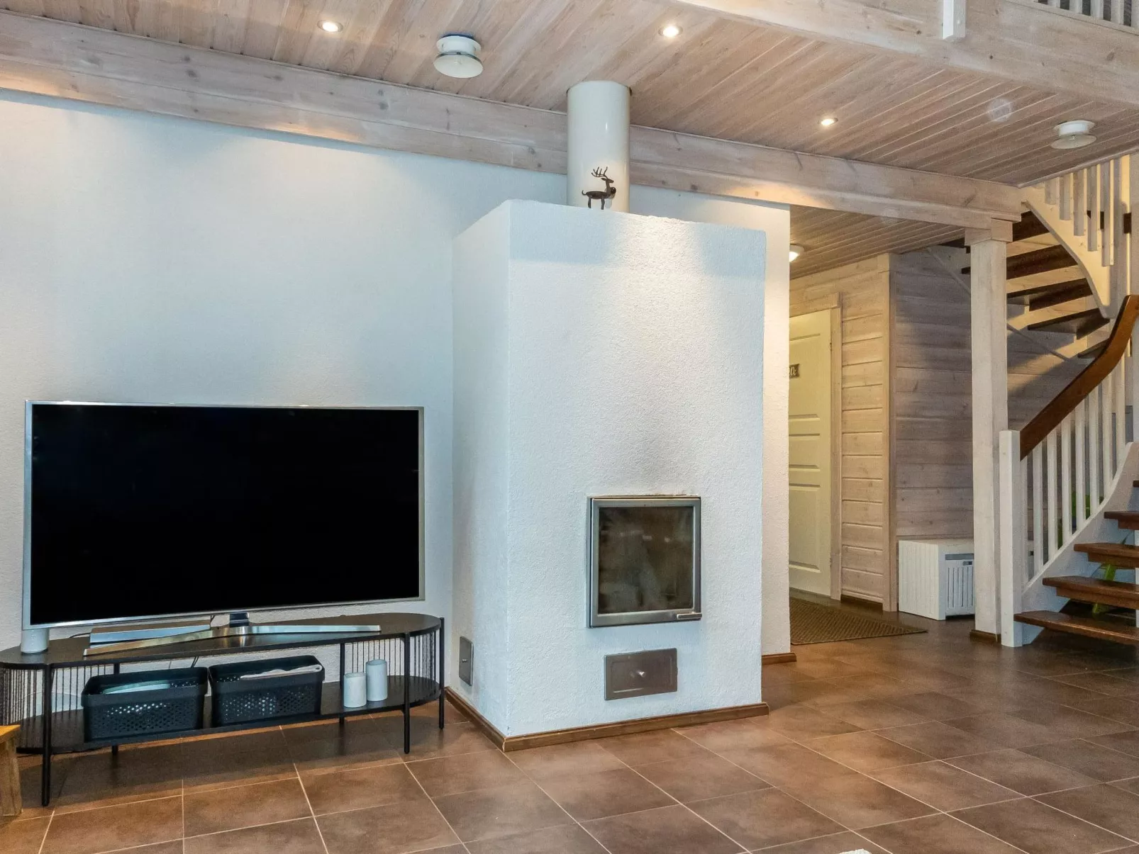 Atrin suvanto a-Inside