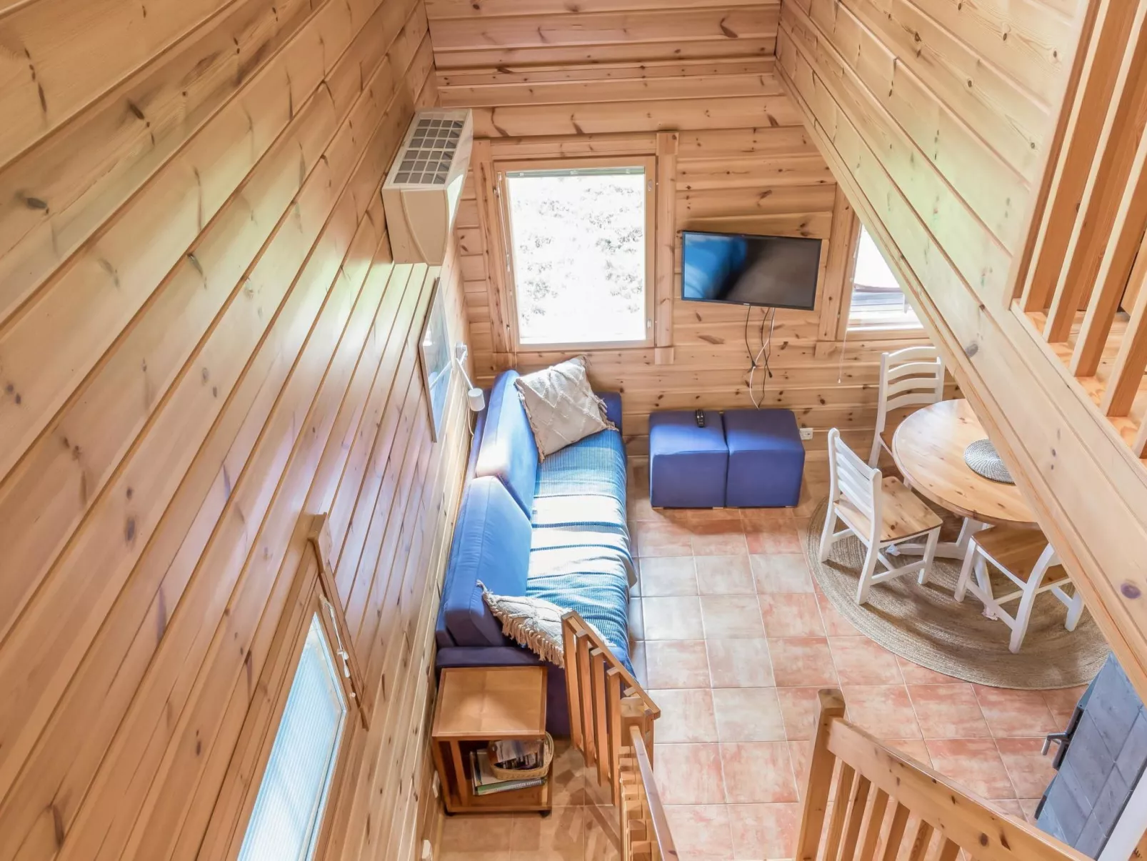 Kuerkartano 3/armas-Drinnen