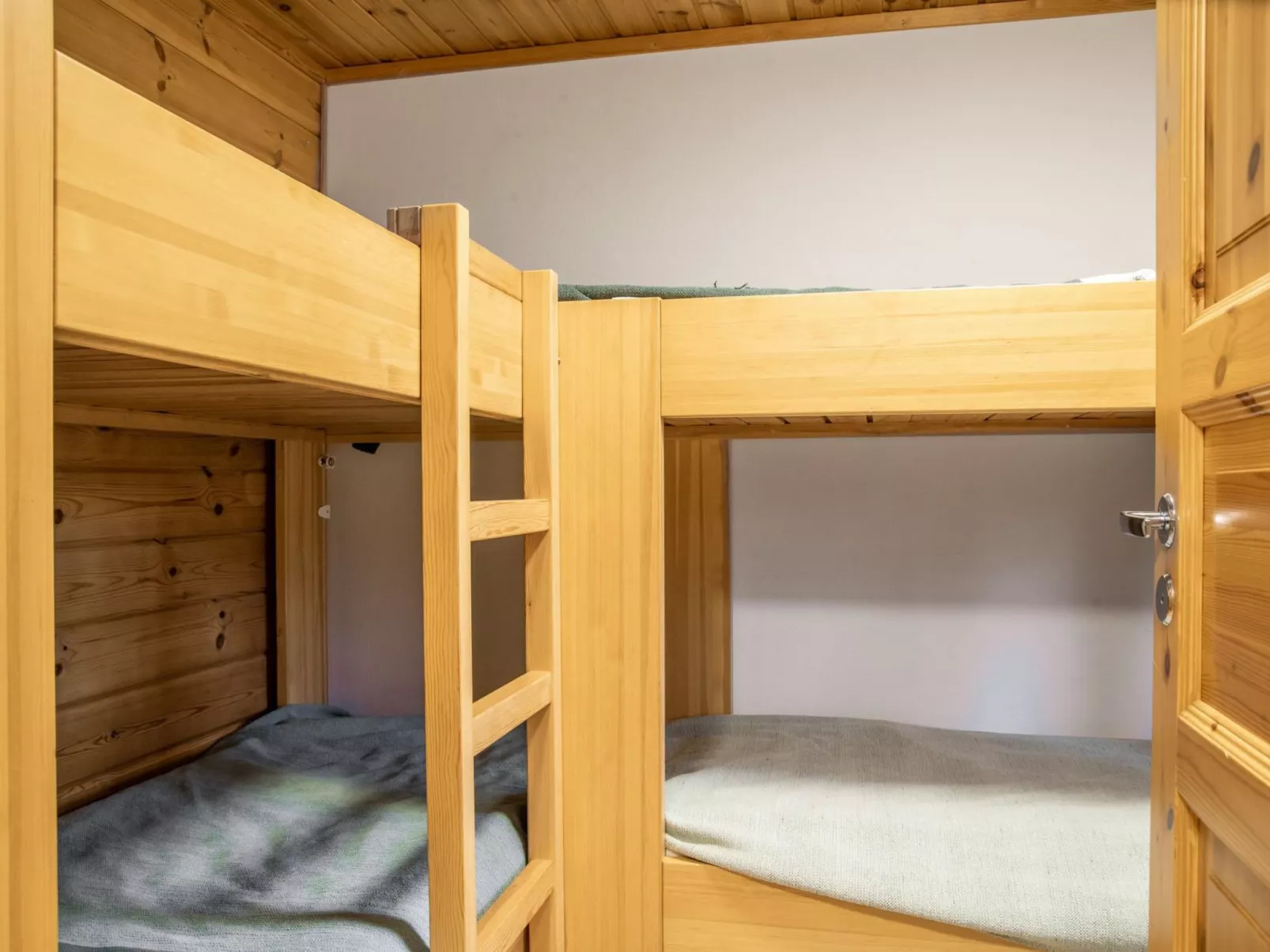 Lomaylläs h113/pistopolku 5a-Dedans