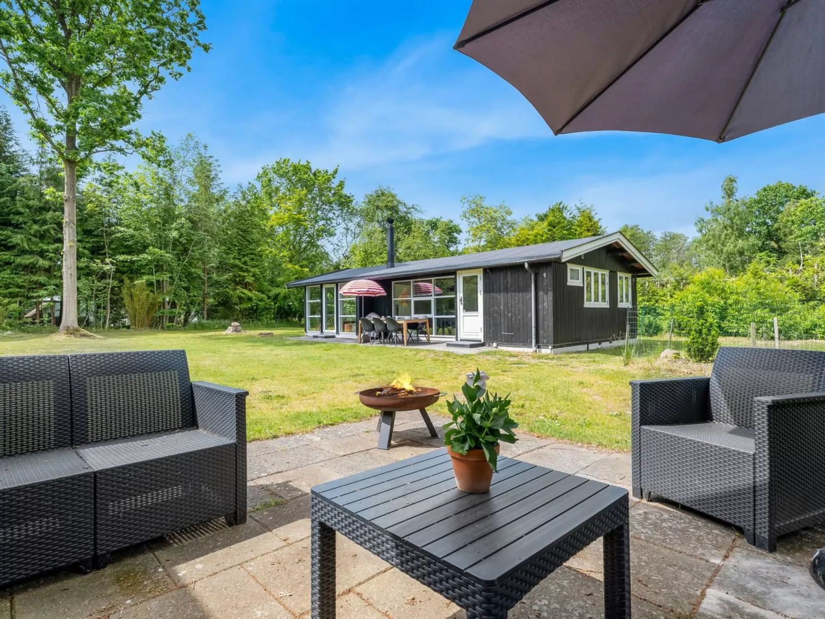 "Aija" - 175m from the sea-Outside