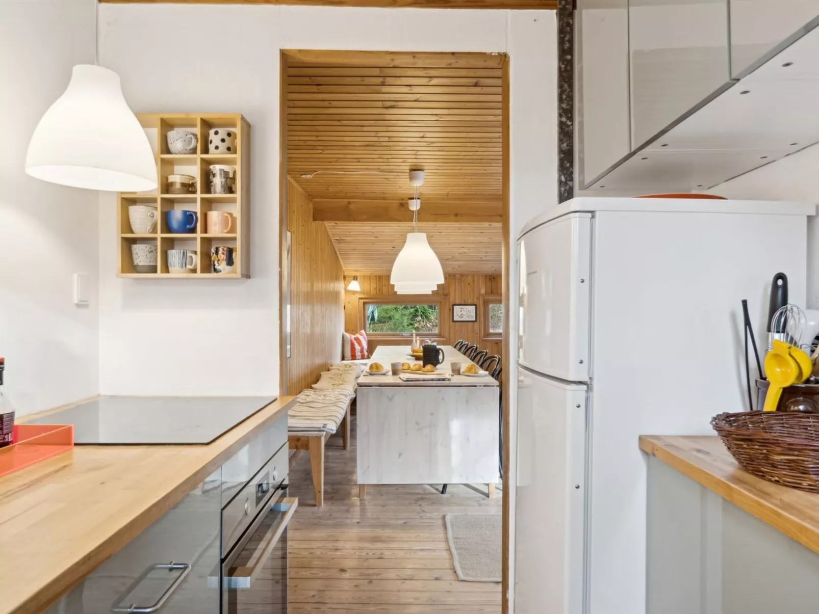 "Gunward" - 3km from the sea-Inside