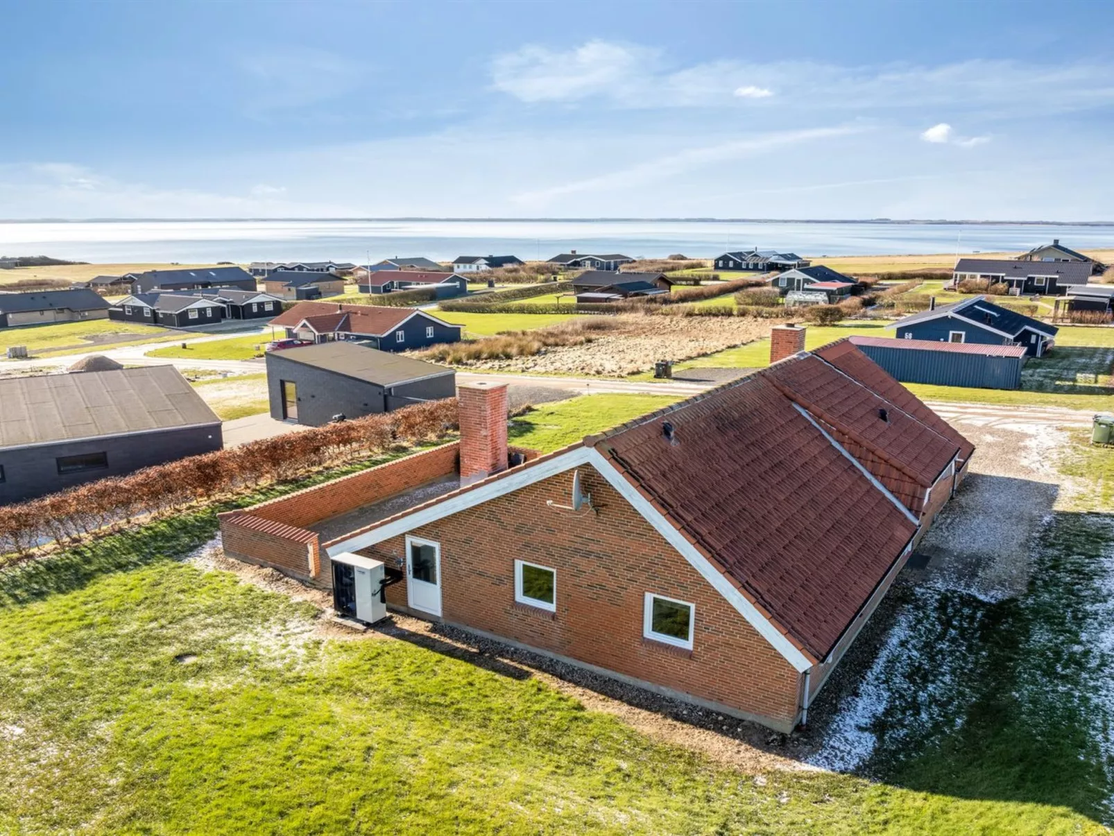 "Nikolce" - 300m to the fjord-Draußen