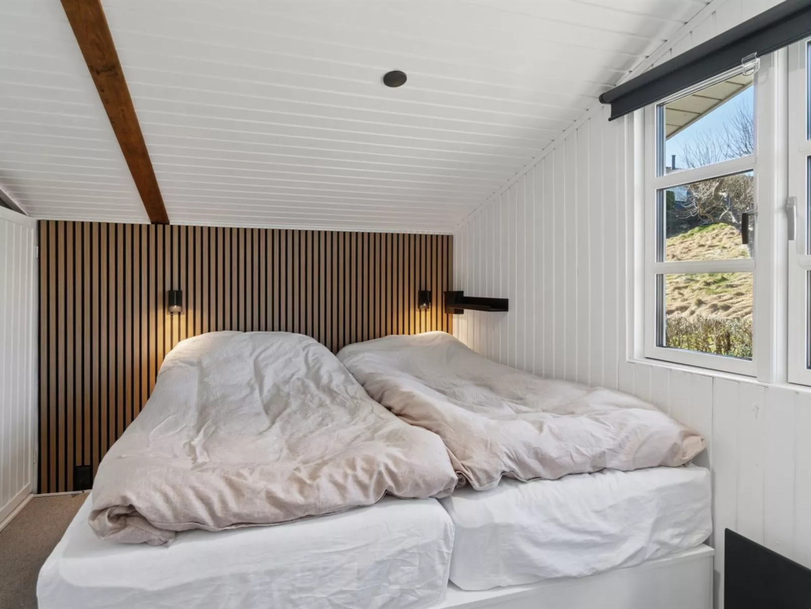 "Gesine" - 50m to the fjord-Dedans