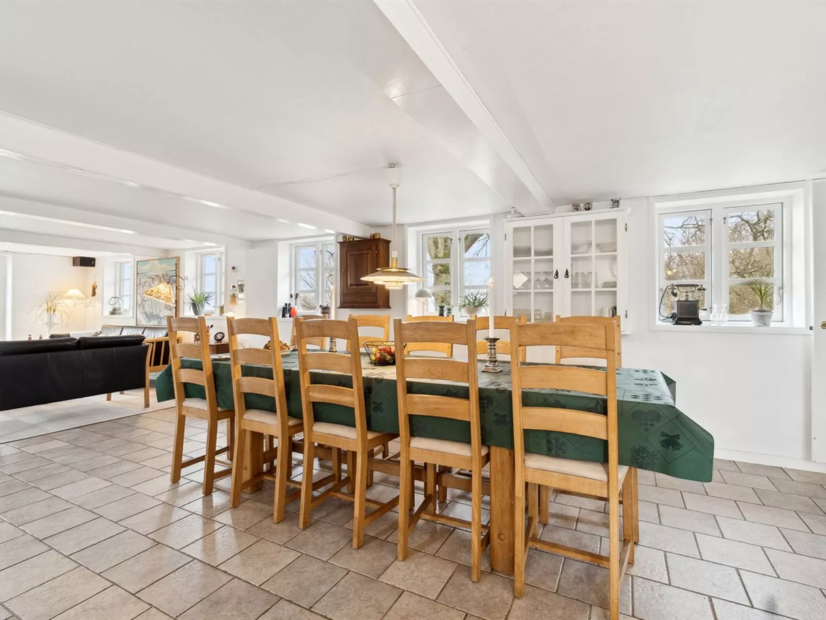 "Bena" - 2km from the sea-Drinnen