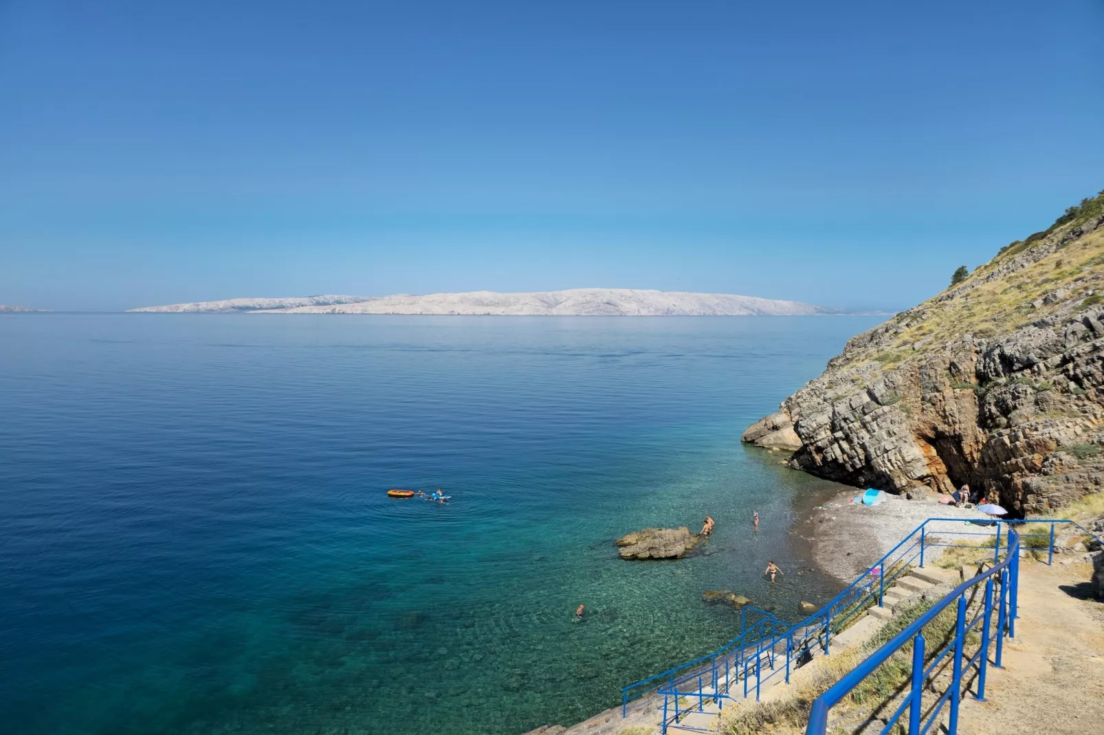 Niko 3-Areas within 1km in summer