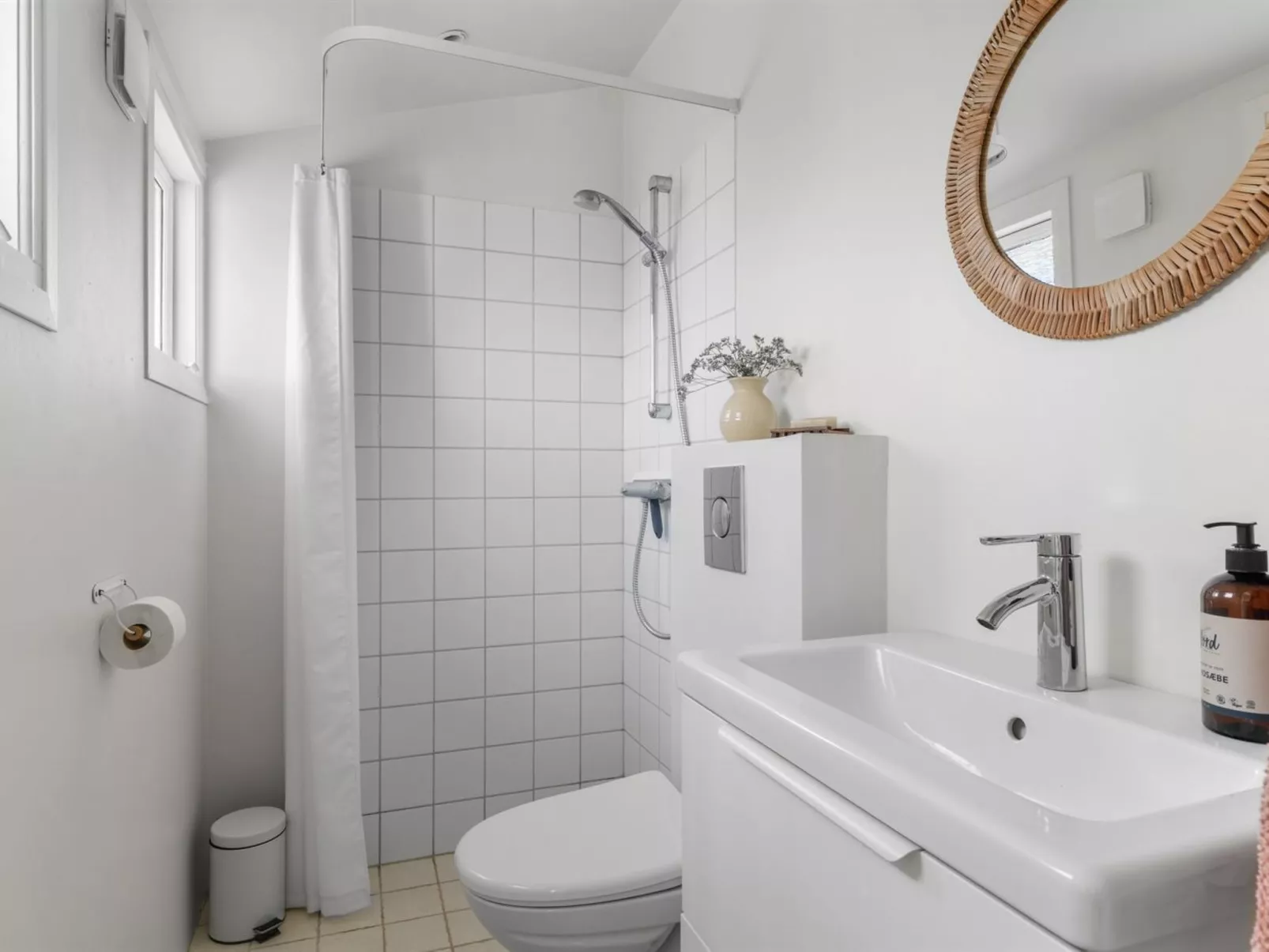 "Iven" - 140m from the sea-Drinnen