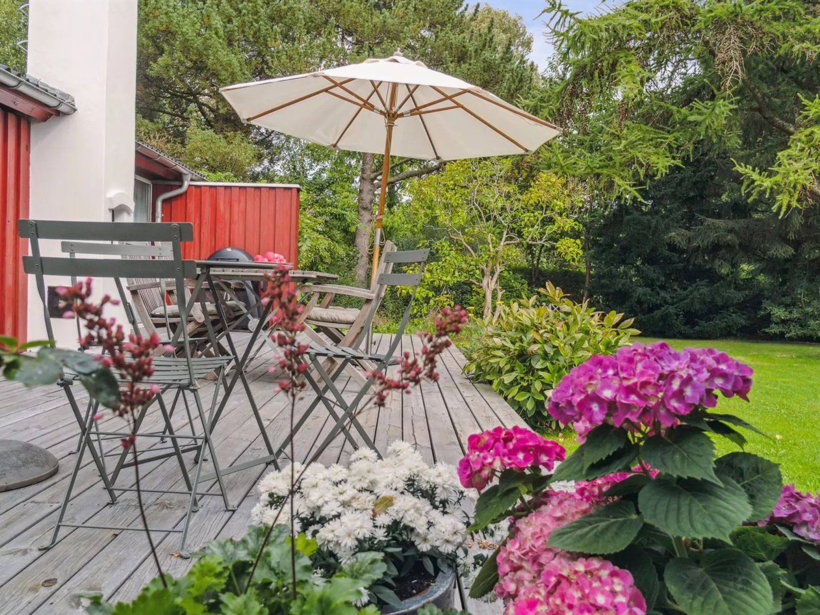 "Lauri" - 2.3km from the sea-Outside