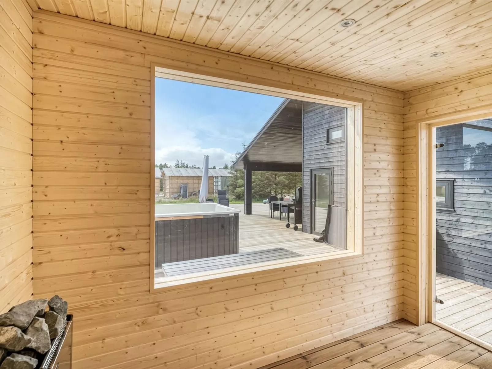 "Mads" - 700m from the sea-Inside