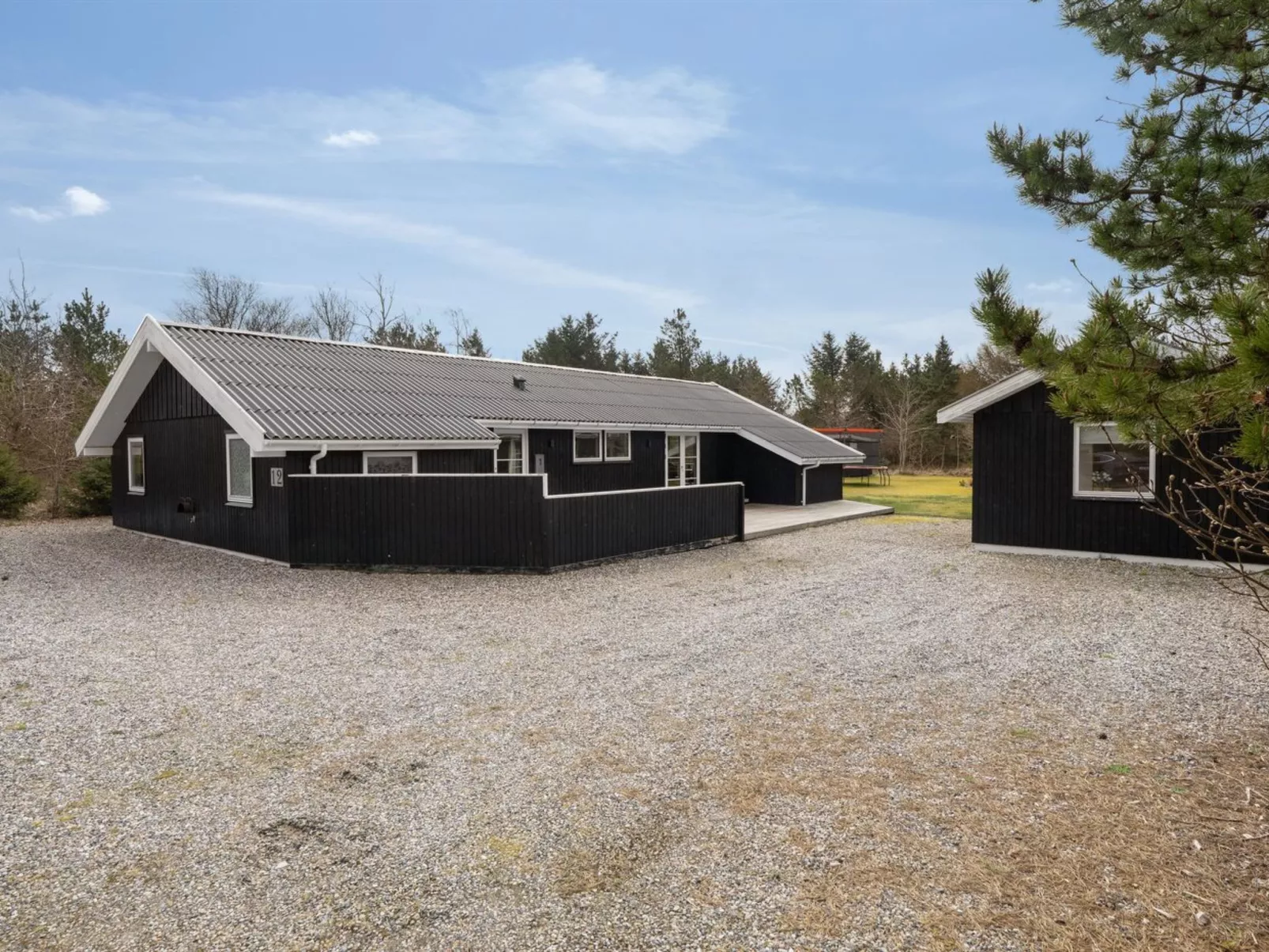 "Onni" - 2.3km from the sea-Outside