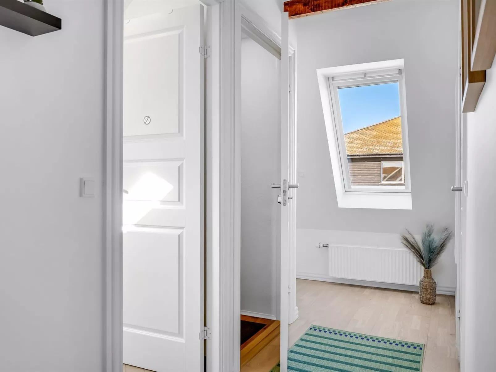 "Evamaria" - 150m to the fjord-Inside