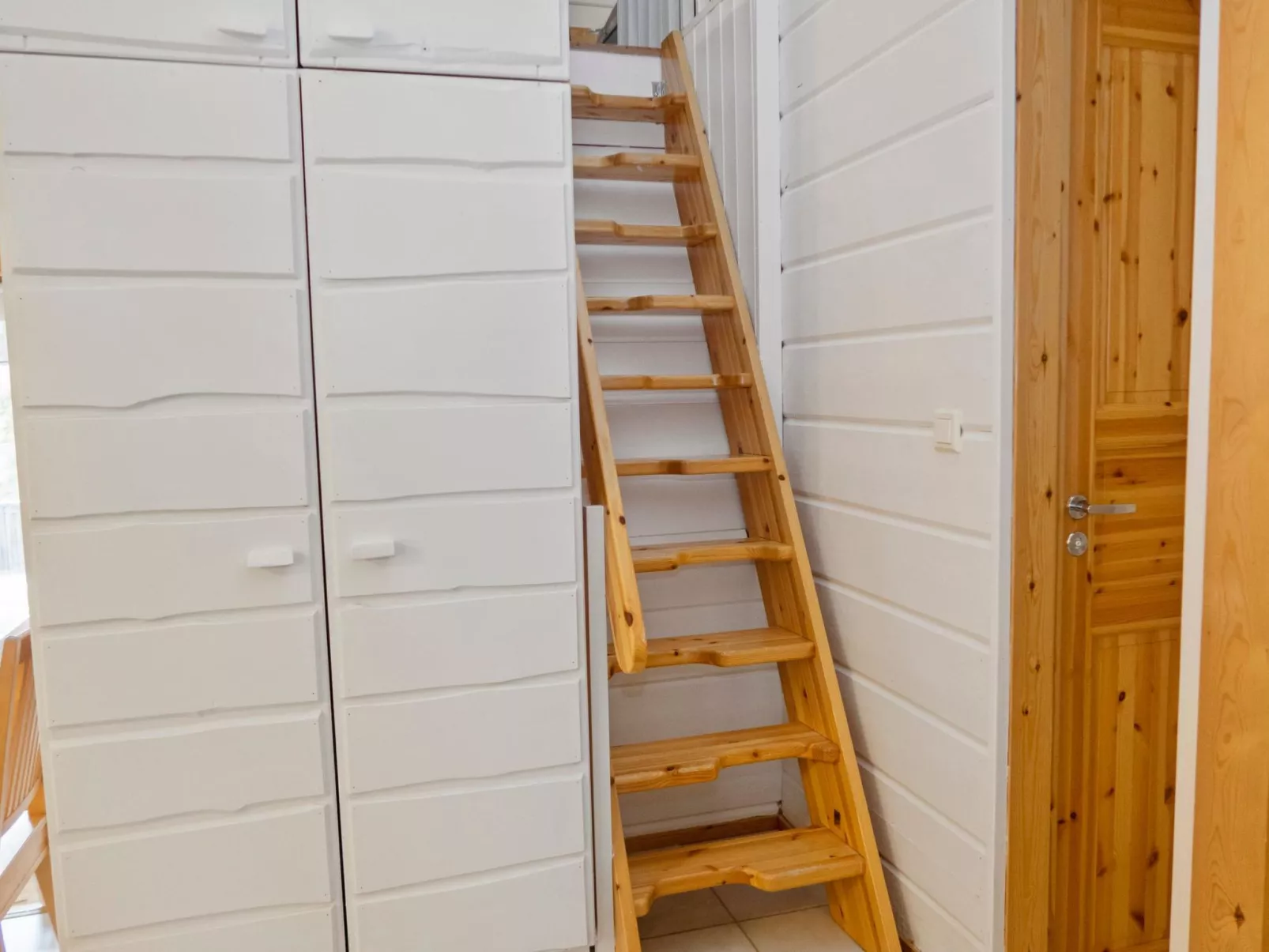 Vuosseli-kelkka 15a-Inside