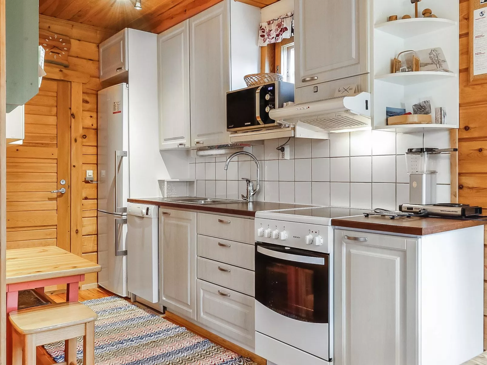 Sallanrinne b-Drinnen