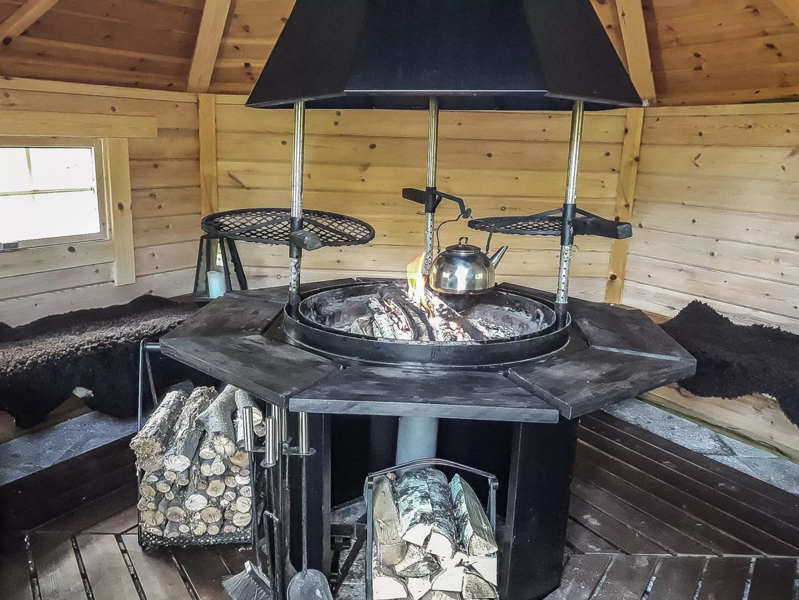 Villa paasirinne b-Drinnen