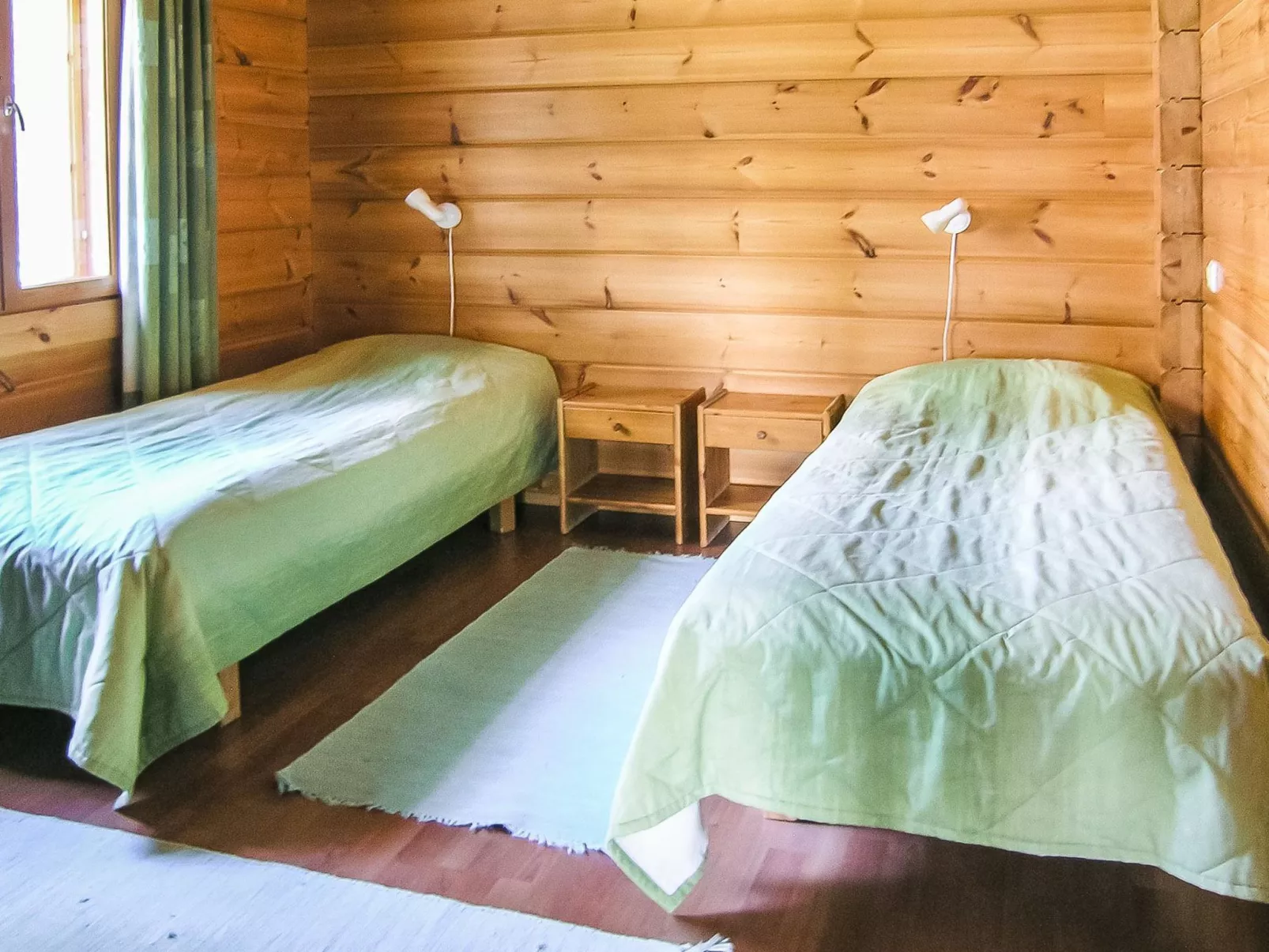 Yläneuvola silta-Dedans