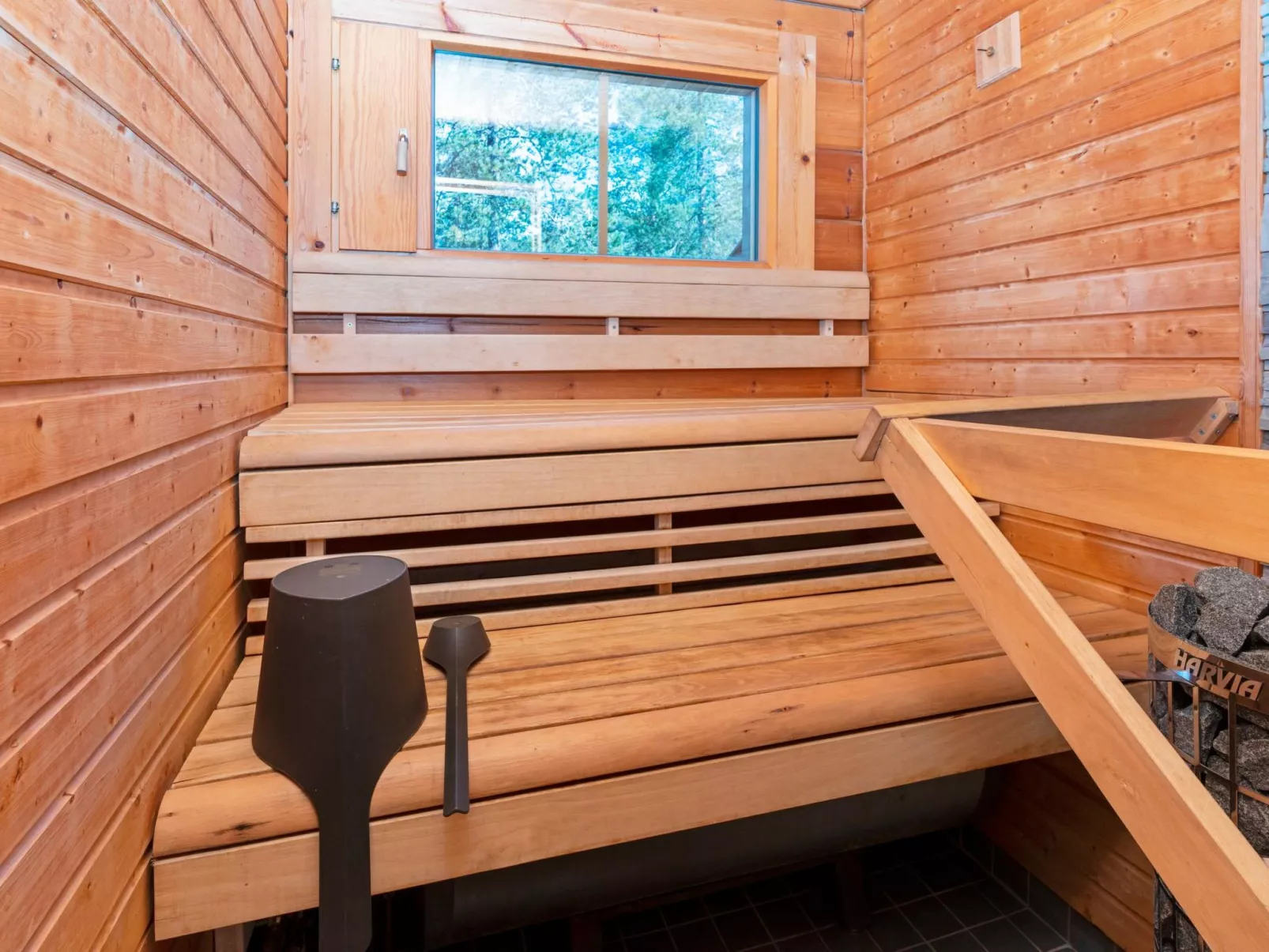 Rukan sarastus-Drinnen