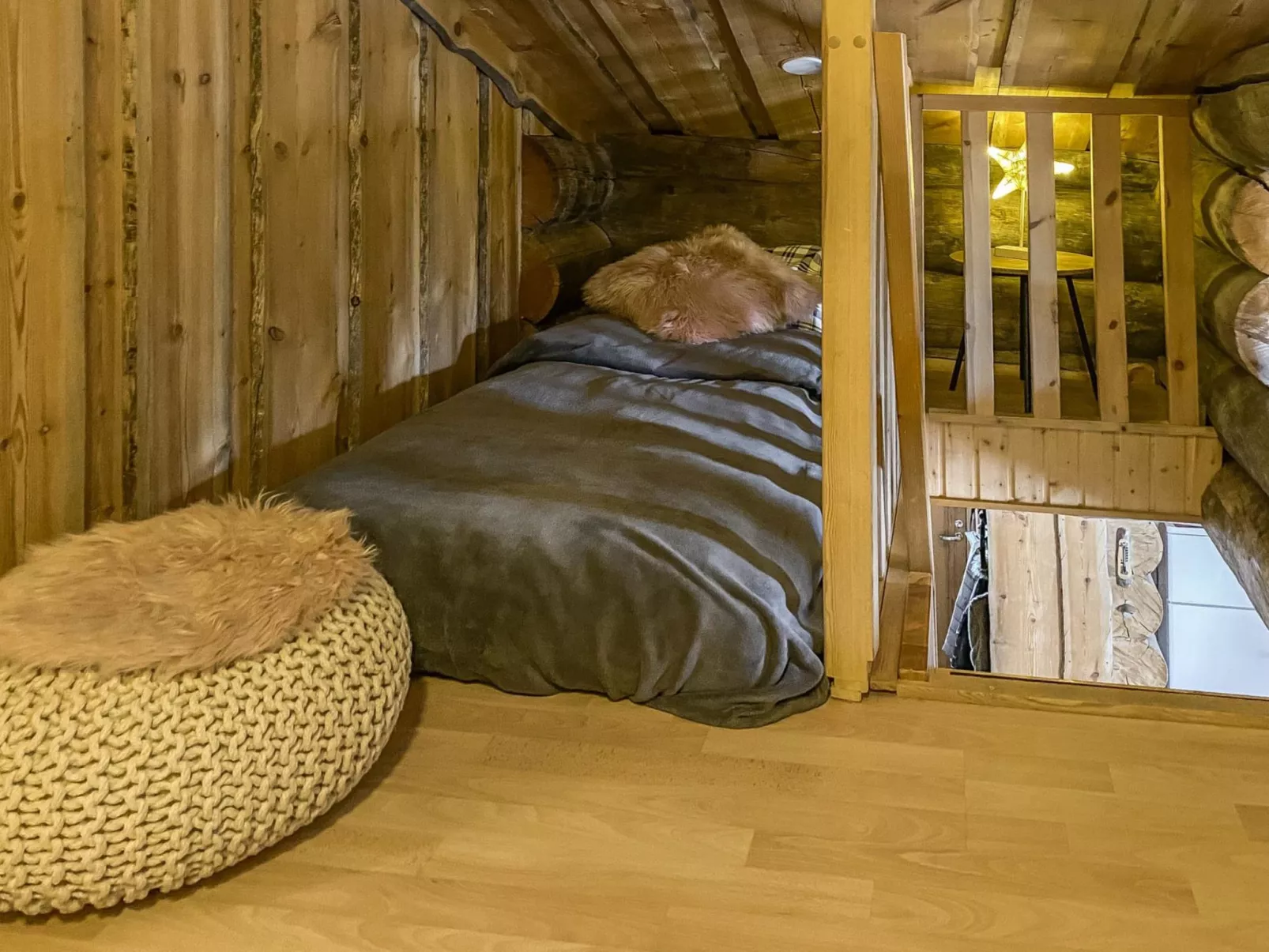 Mäentähti b-Dedans