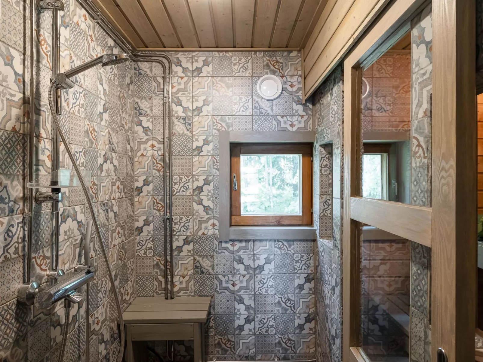 Joutsenlahti-Drinnen