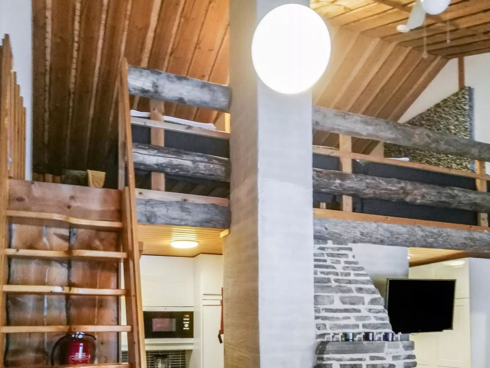 Vuokatinportti b 9-Dedans